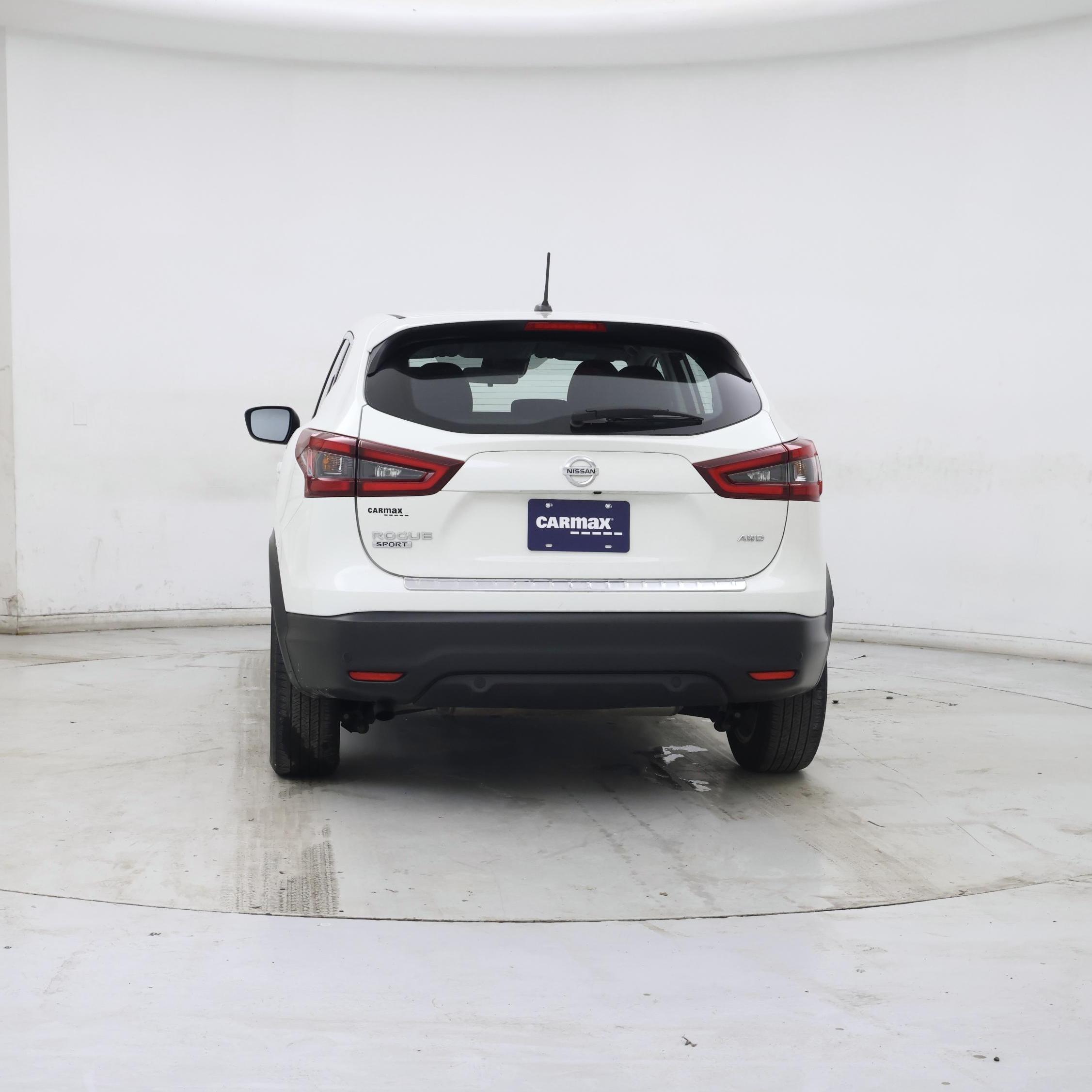 Thumbnail: 2020 Nissan Rogue Sport - 6