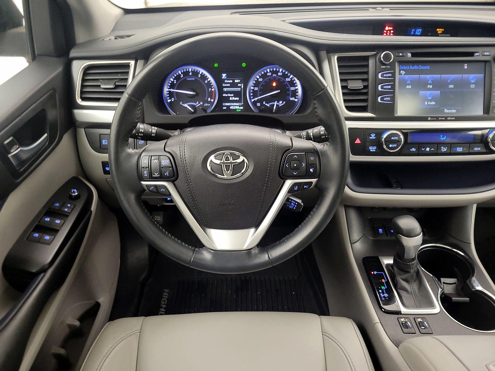 Thumbnail: 2018 Toyota Highlander - 10