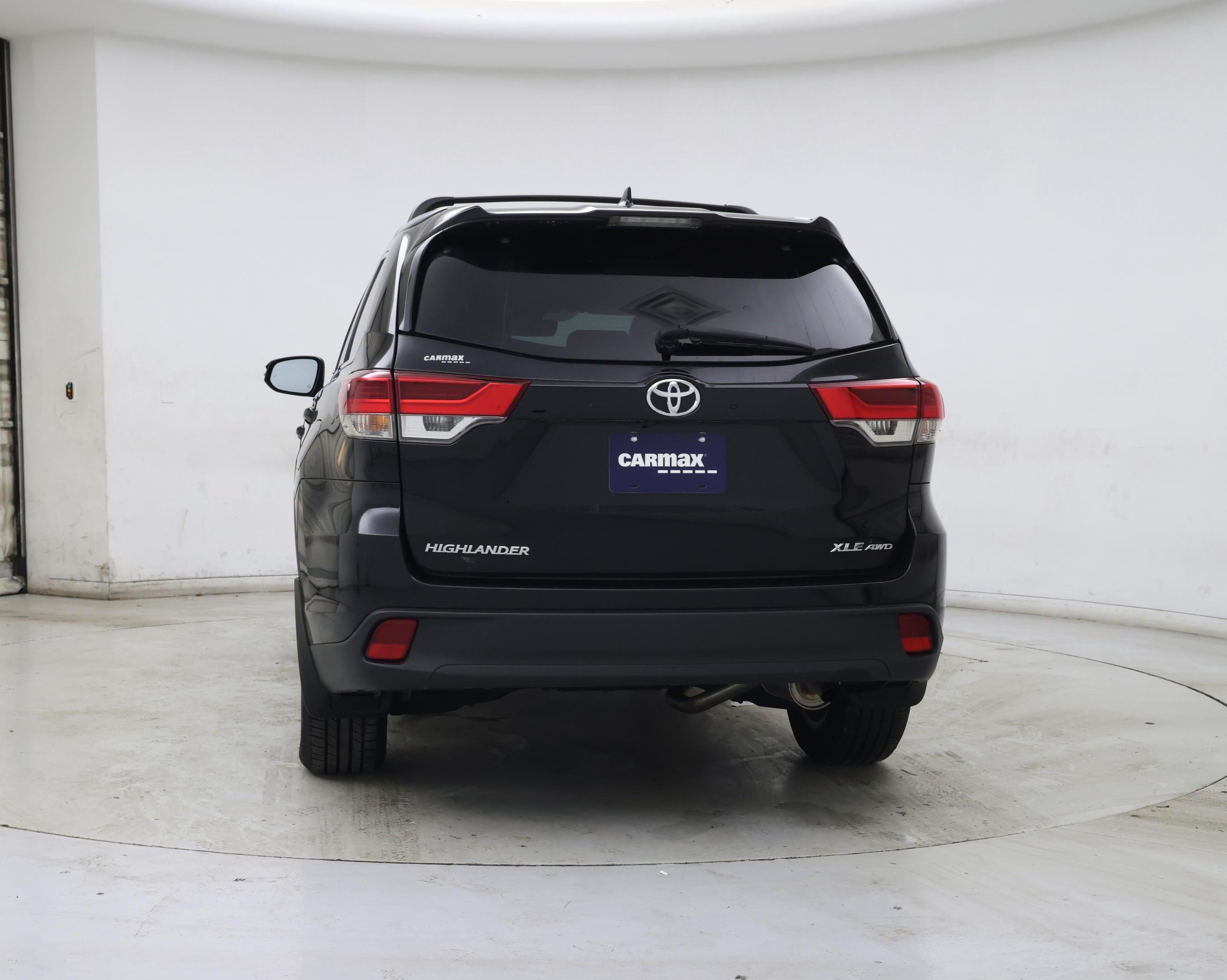 Thumbnail: 2018 Toyota Highlander - 6