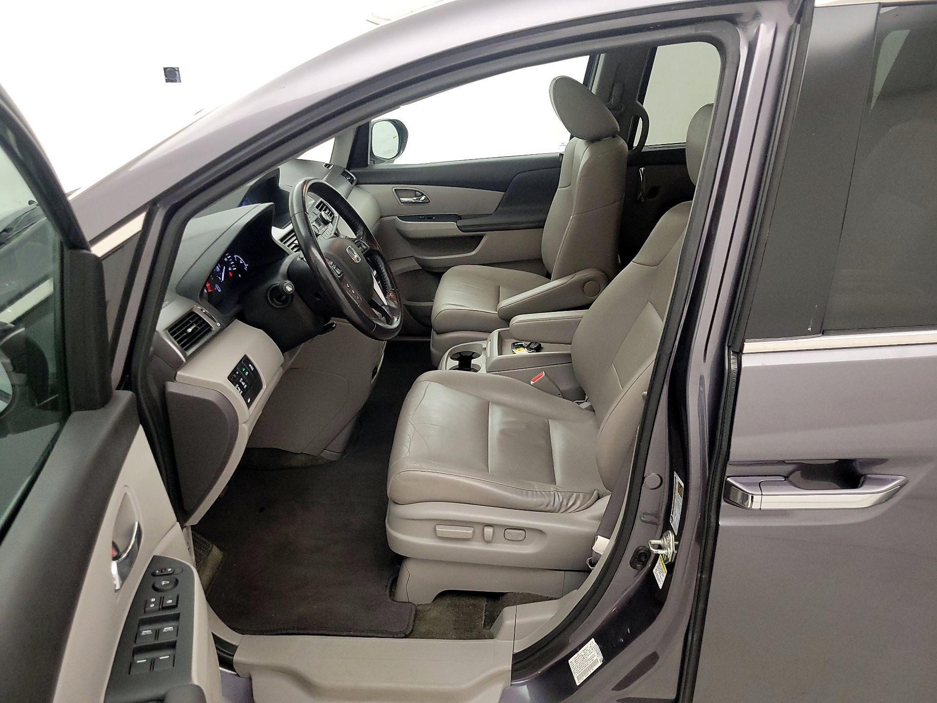 Thumbnail: 2015 Honda Odyssey - 11