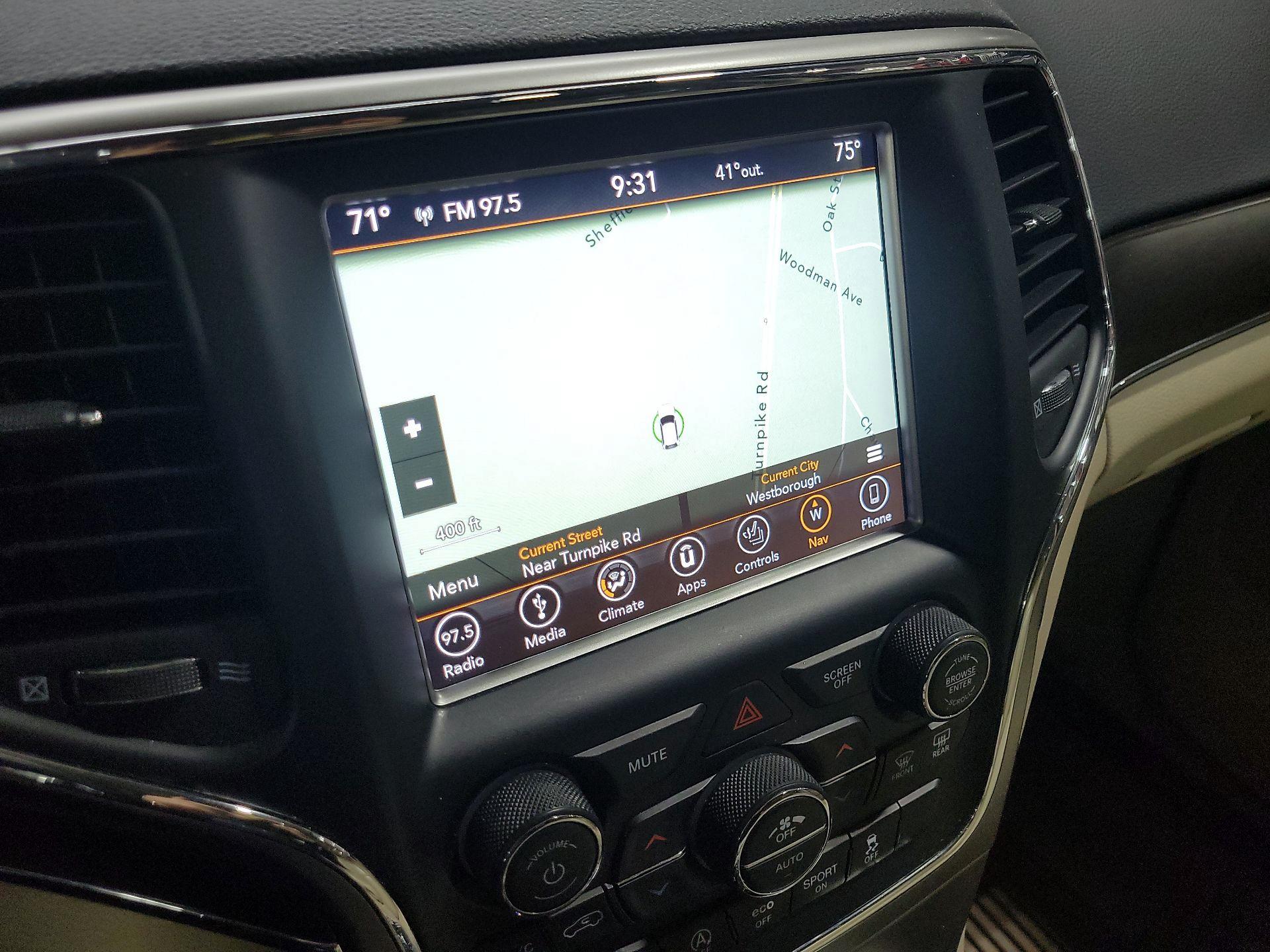 Thumbnail: 2018 Jeep Grand Cherokee - 14