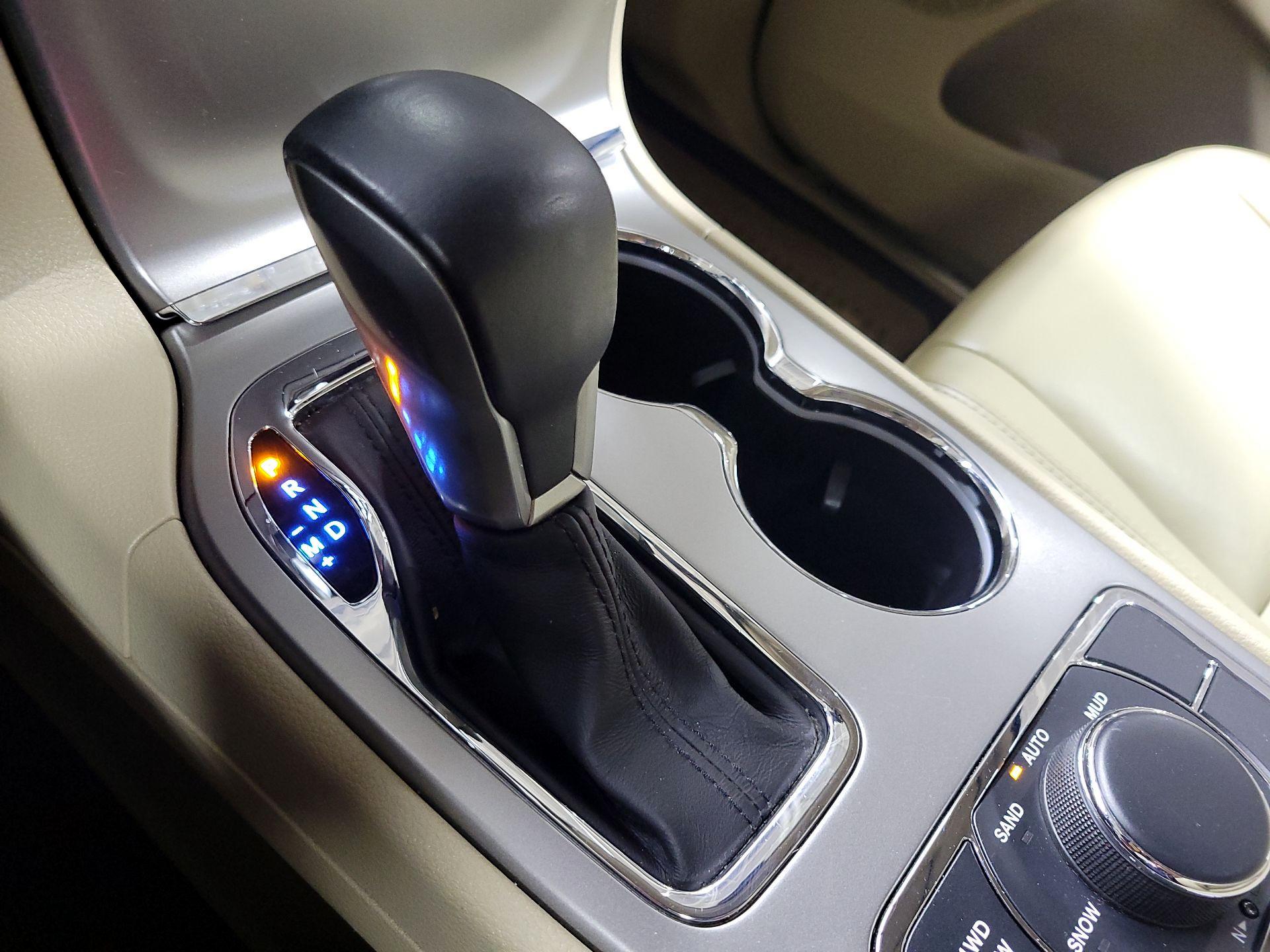 Thumbnail: 2018 Jeep Grand Cherokee - 18