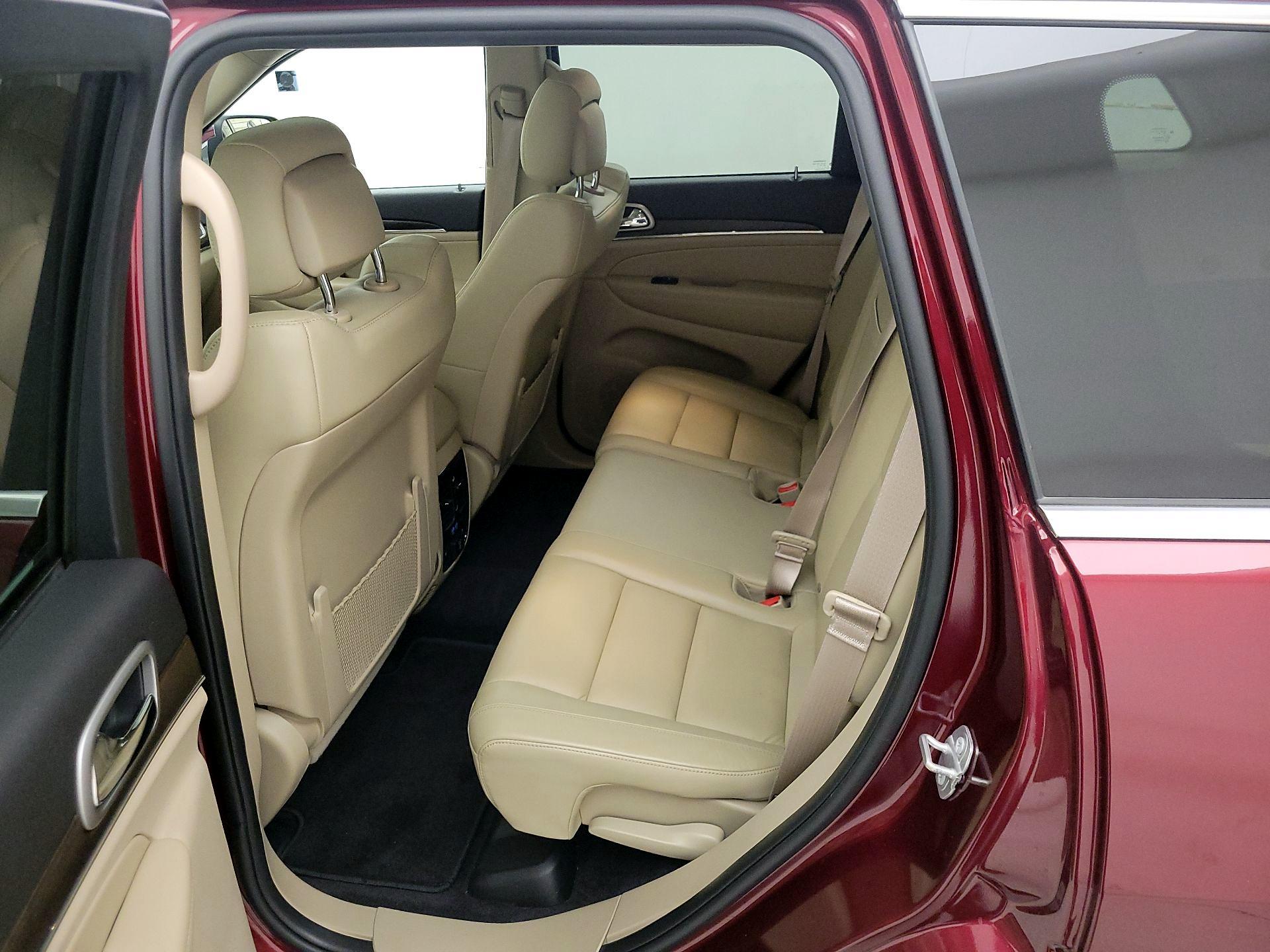 Thumbnail: 2018 Jeep Grand Cherokee - 20