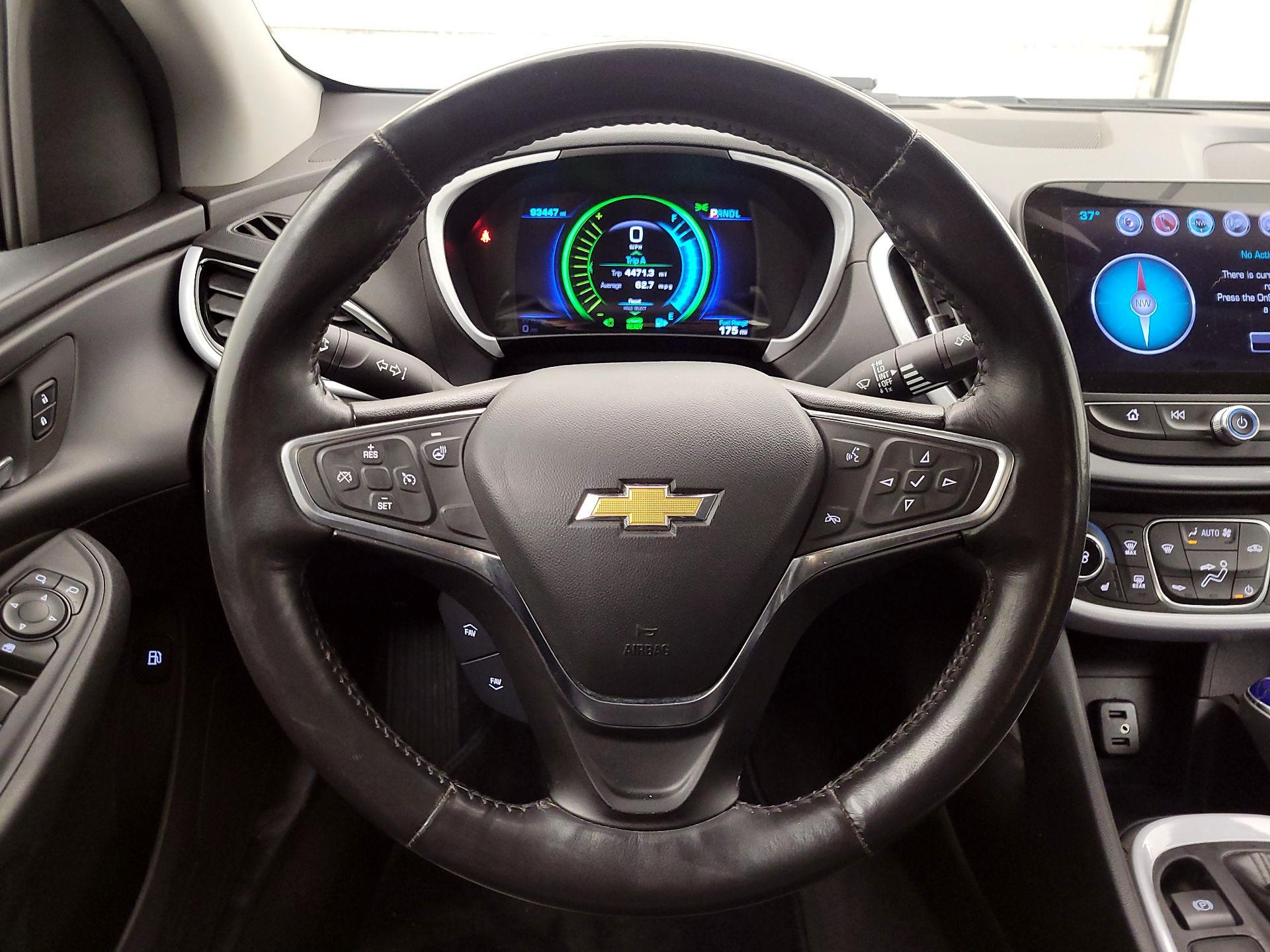 Thumbnail: 2017 Chevrolet Volt - 10