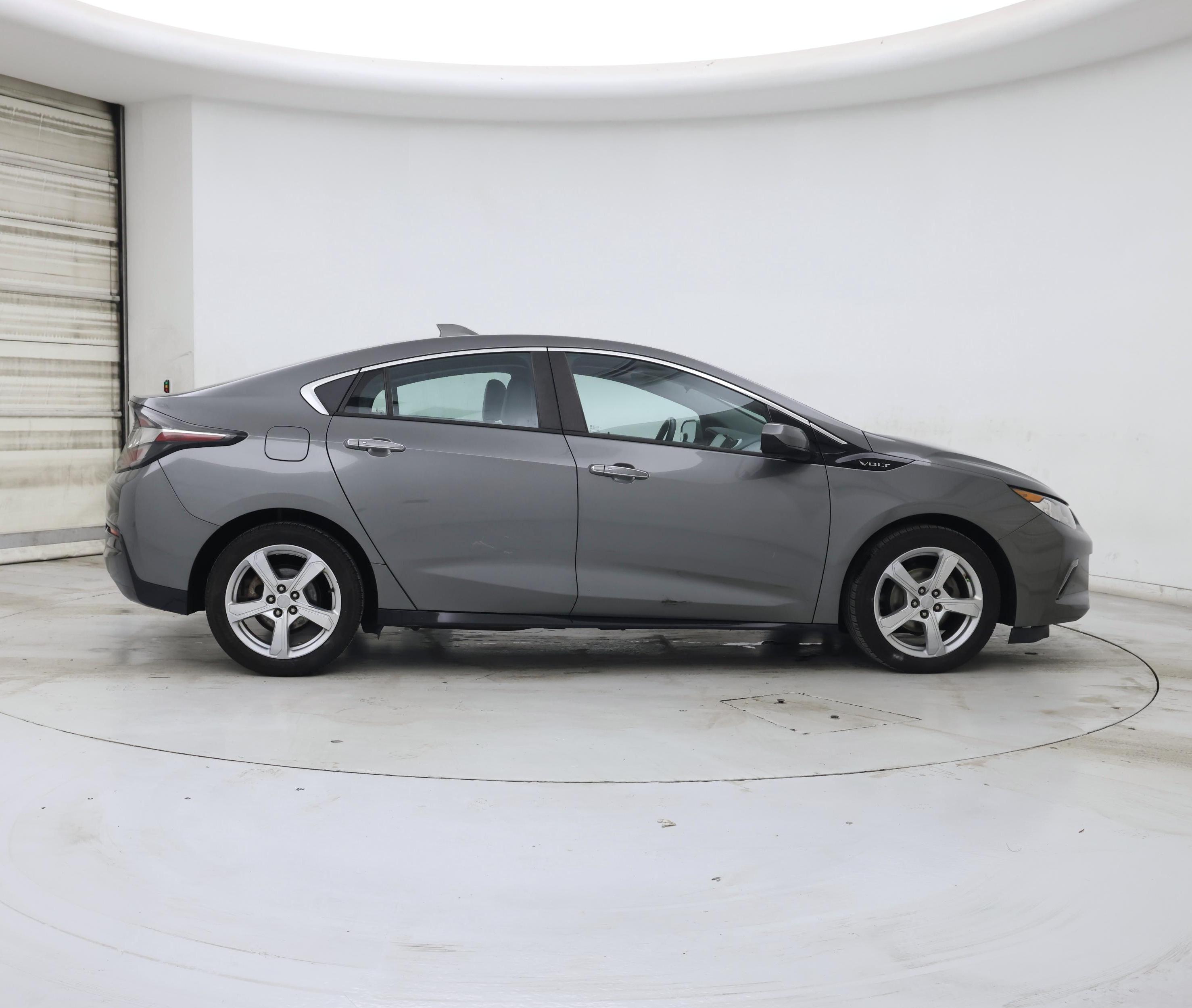 Thumbnail: 2017 Chevrolet Volt - 7