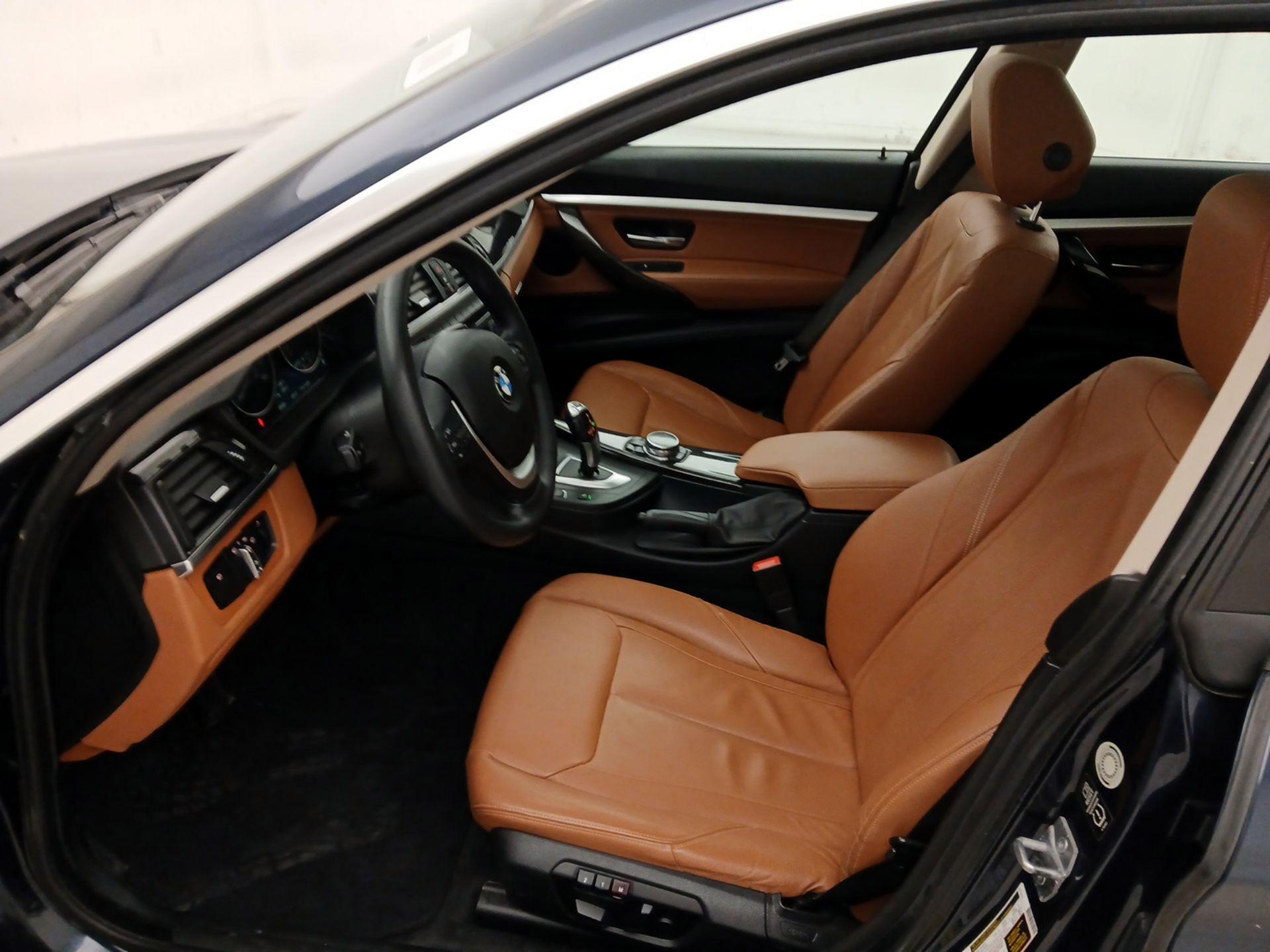 Thumbnail: 2015 BMW 3 Series - 11