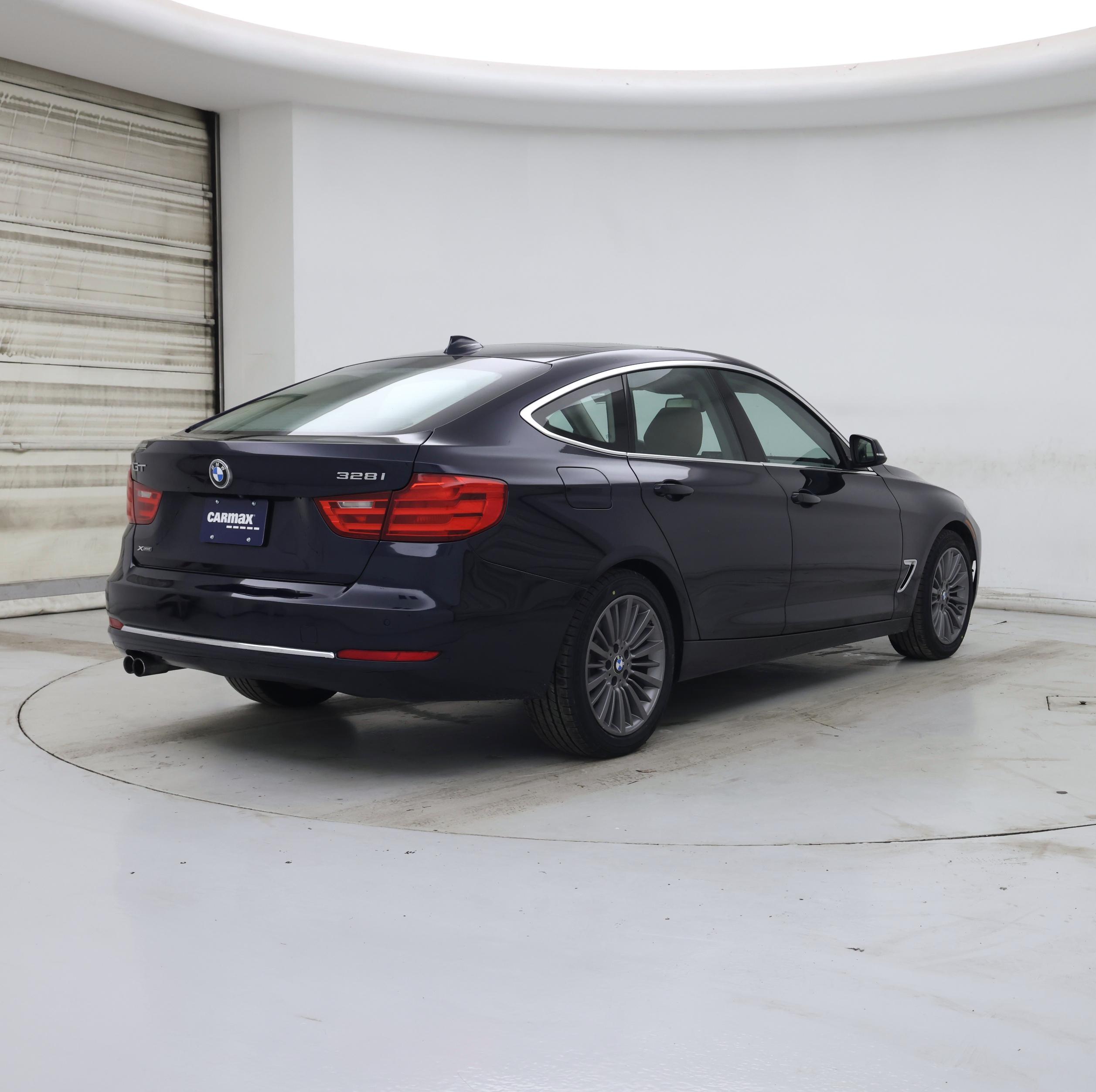 Thumbnail: 2015 BMW 3 Series - 8