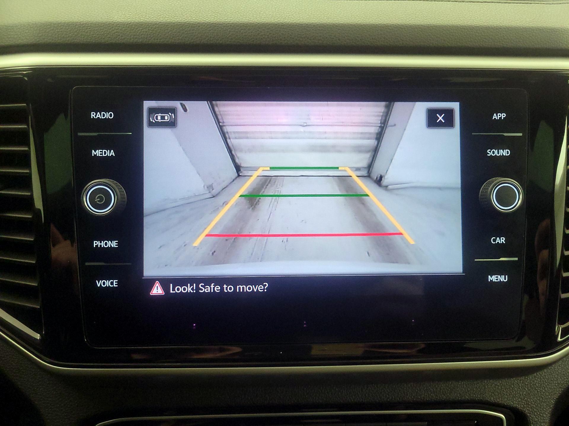 Thumbnail: 2022 Volkswagen Atlas - 14