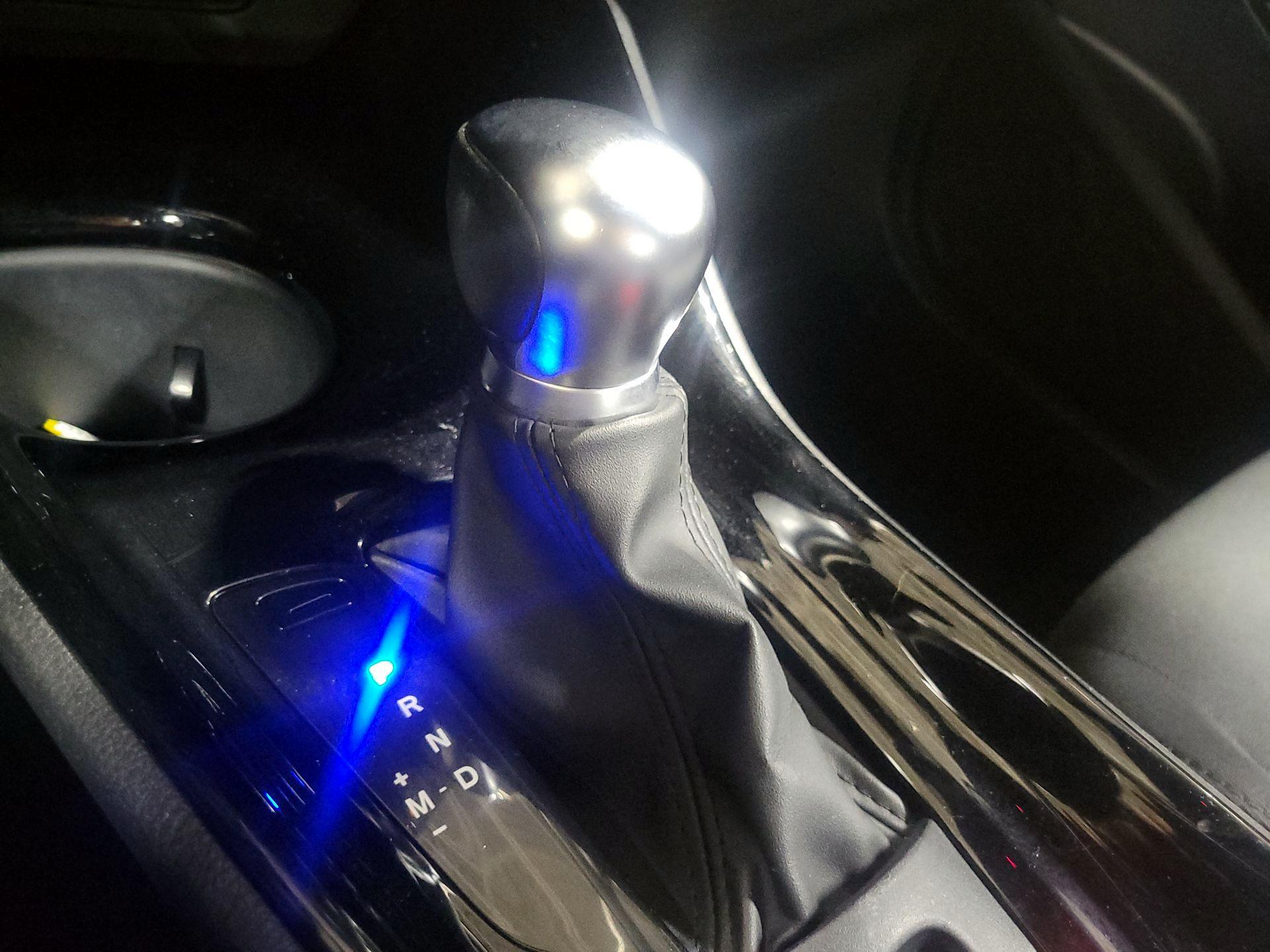 Thumbnail: 2020 Toyota C-HR - 16