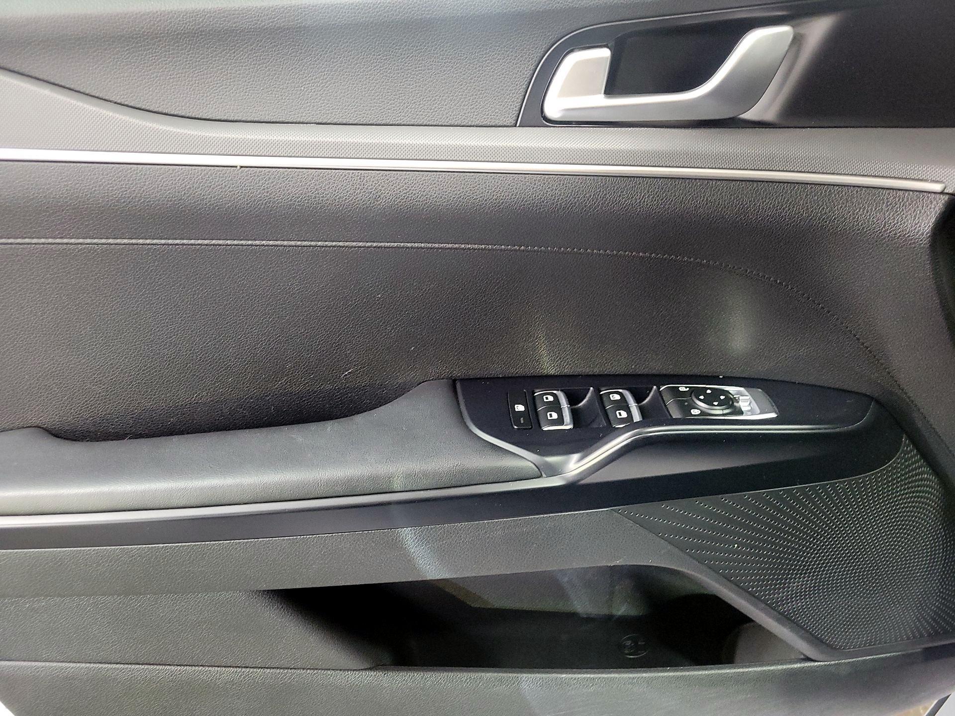 Thumbnail: 2021 Kia K5 - 12