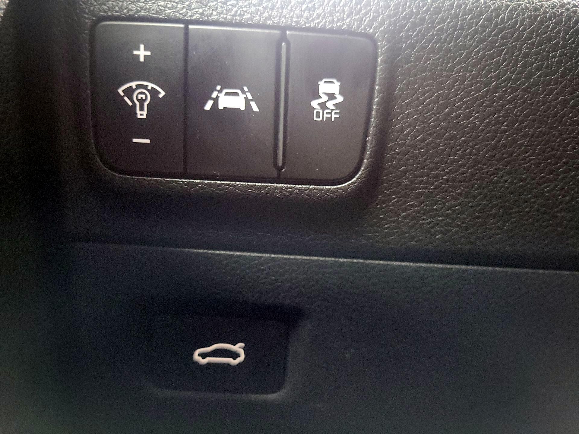 Thumbnail: 2021 Kia K5 - 13