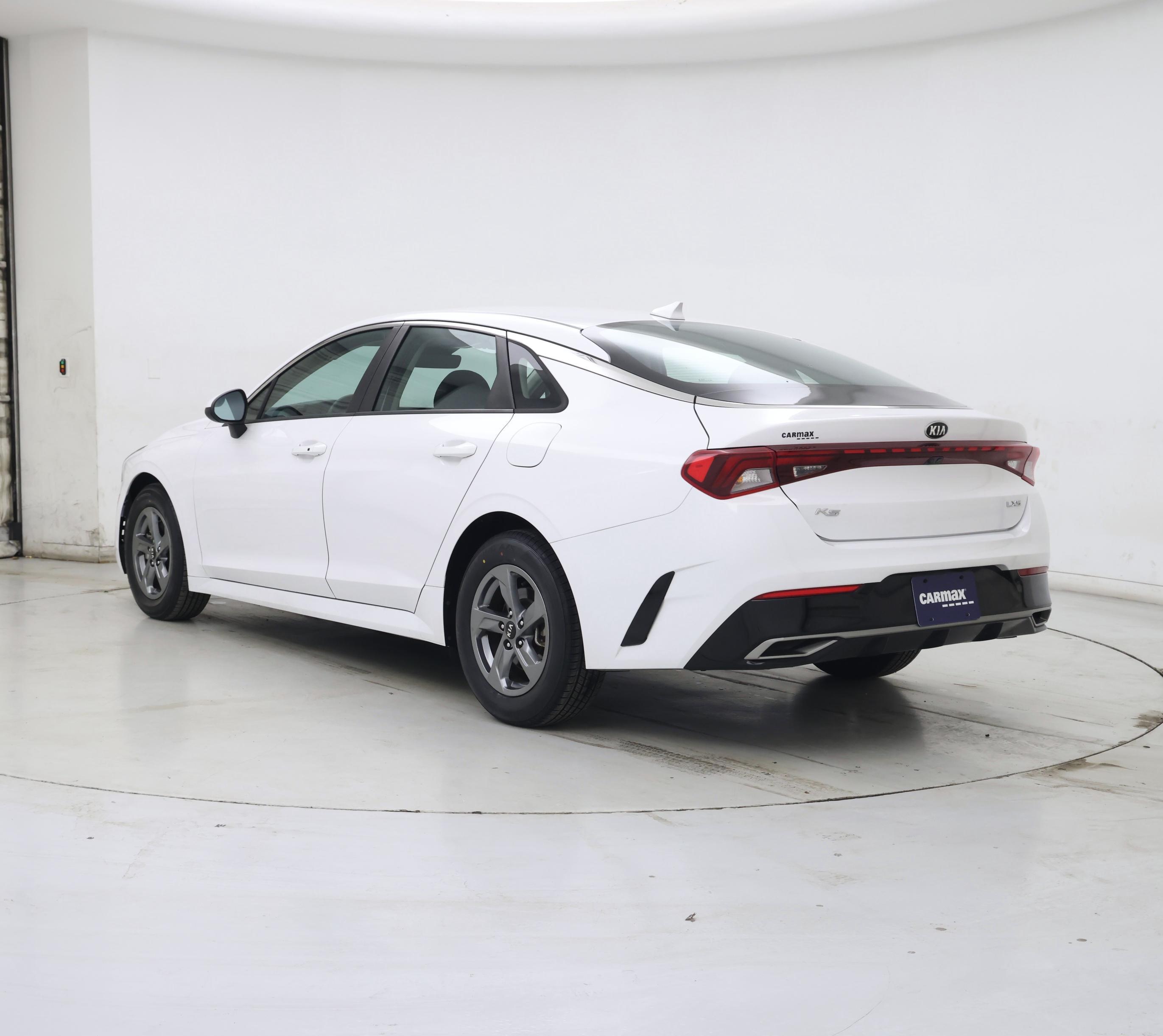 Thumbnail: 2021 Kia K5 - 2