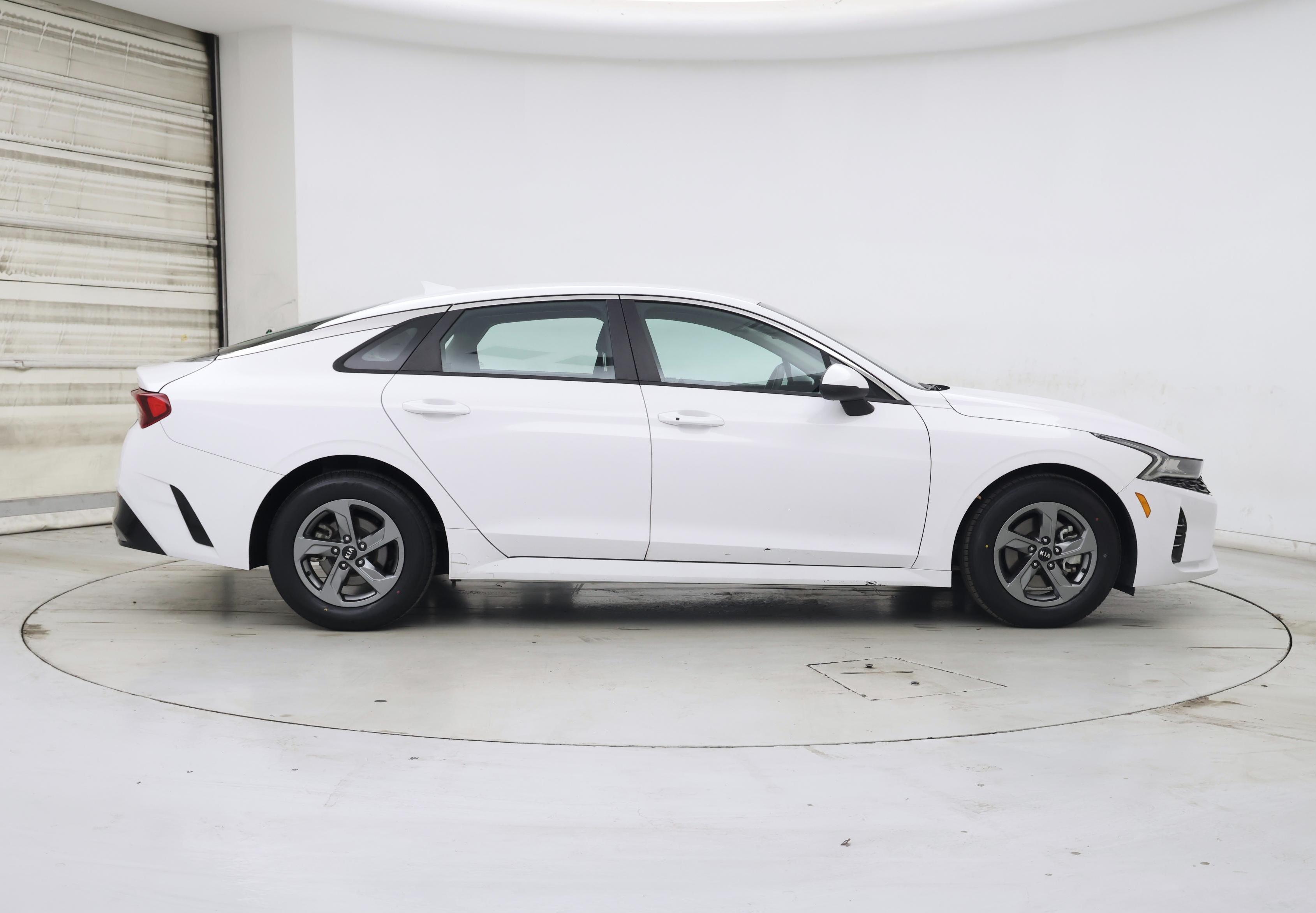 Thumbnail: 2021 Kia K5 - 7