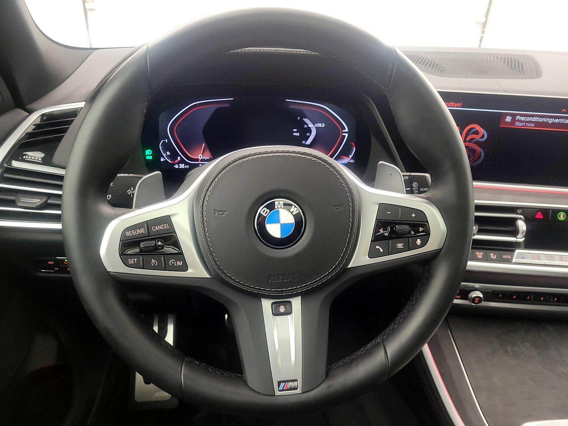 Thumbnail: 2022 BMW X5 - 10