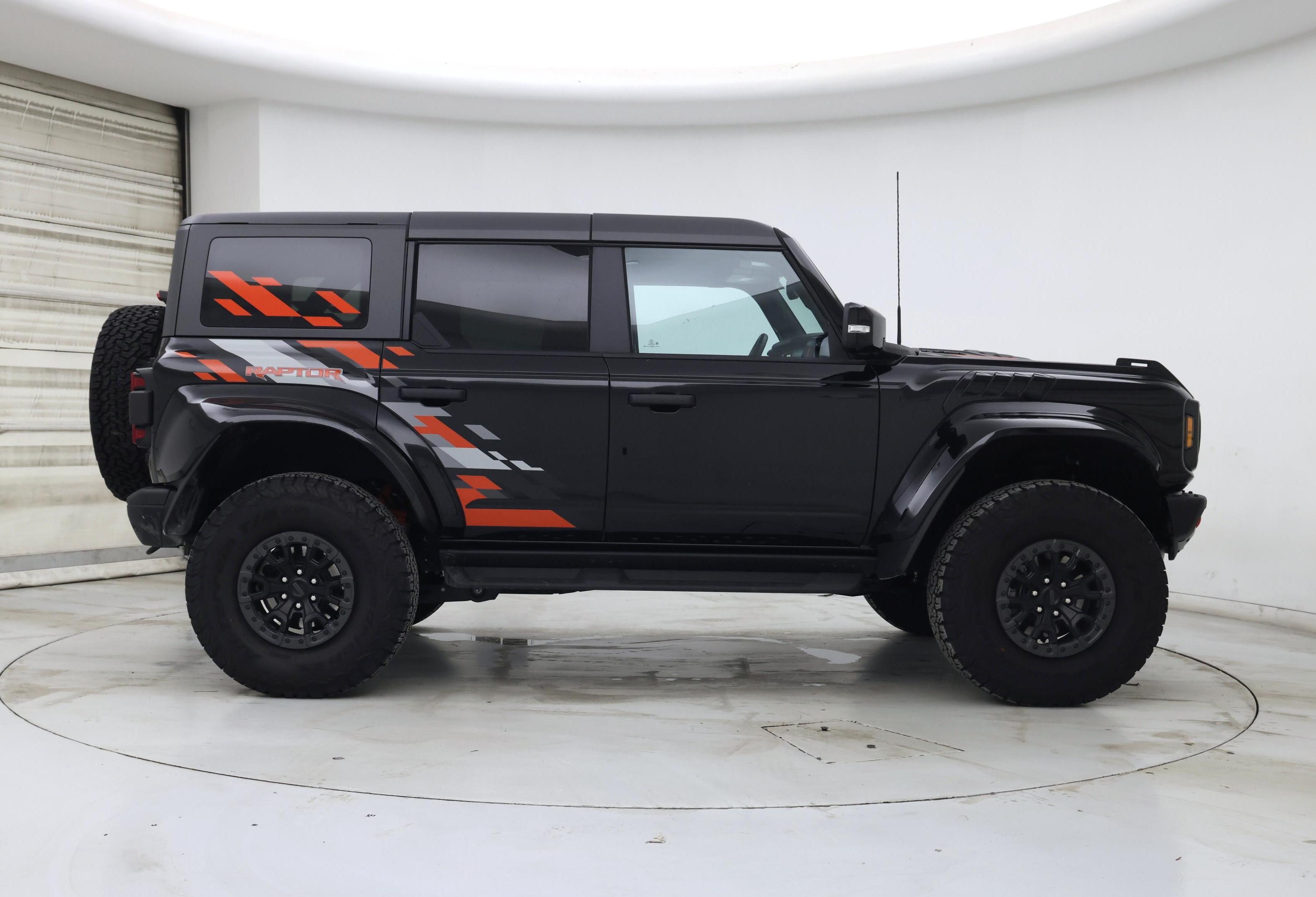 Thumbnail: 2024 Ford Bronco - 7