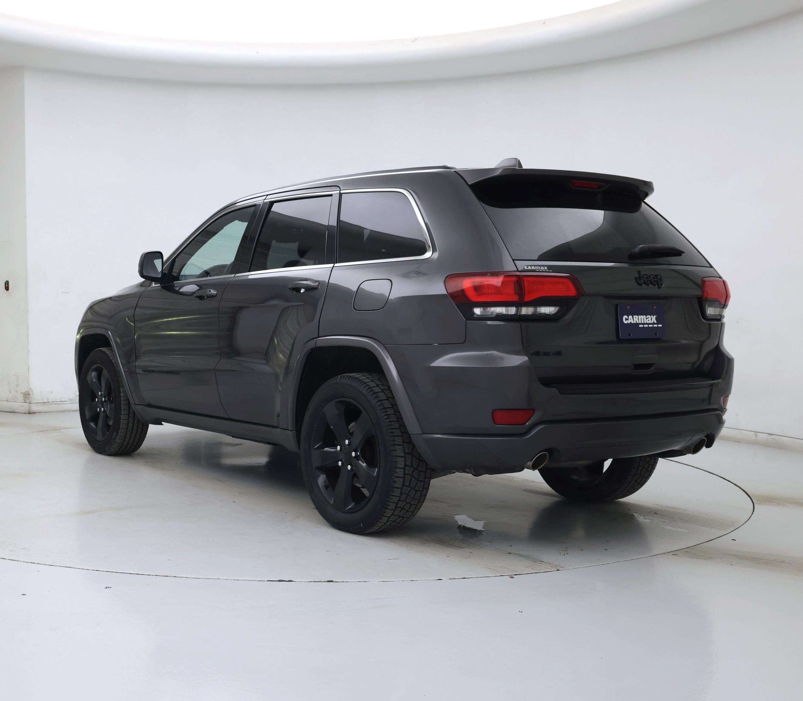 Thumbnail: 2015 Jeep Grand Cherokee - 2
