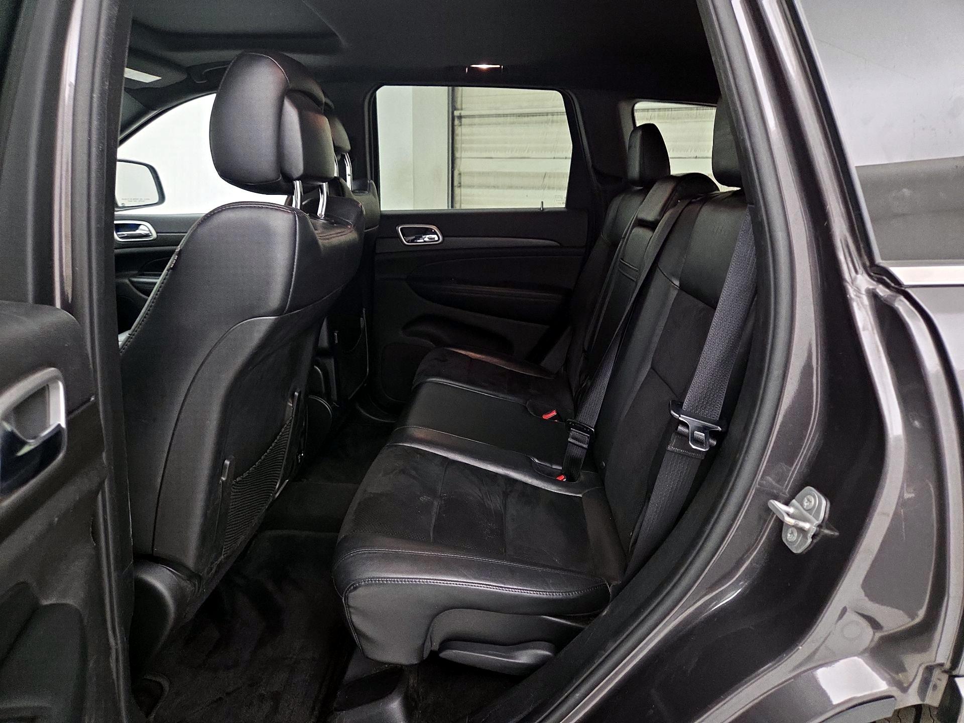 Thumbnail: 2015 Jeep Grand Cherokee - 19