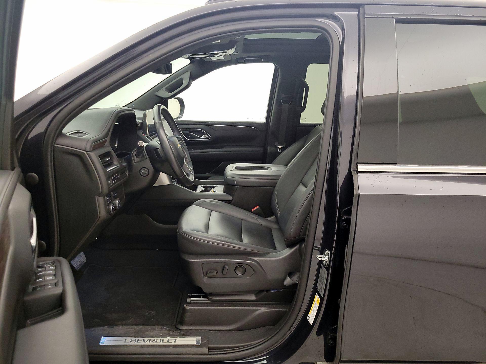 Thumbnail: 2022 Chevrolet Tahoe - 11
