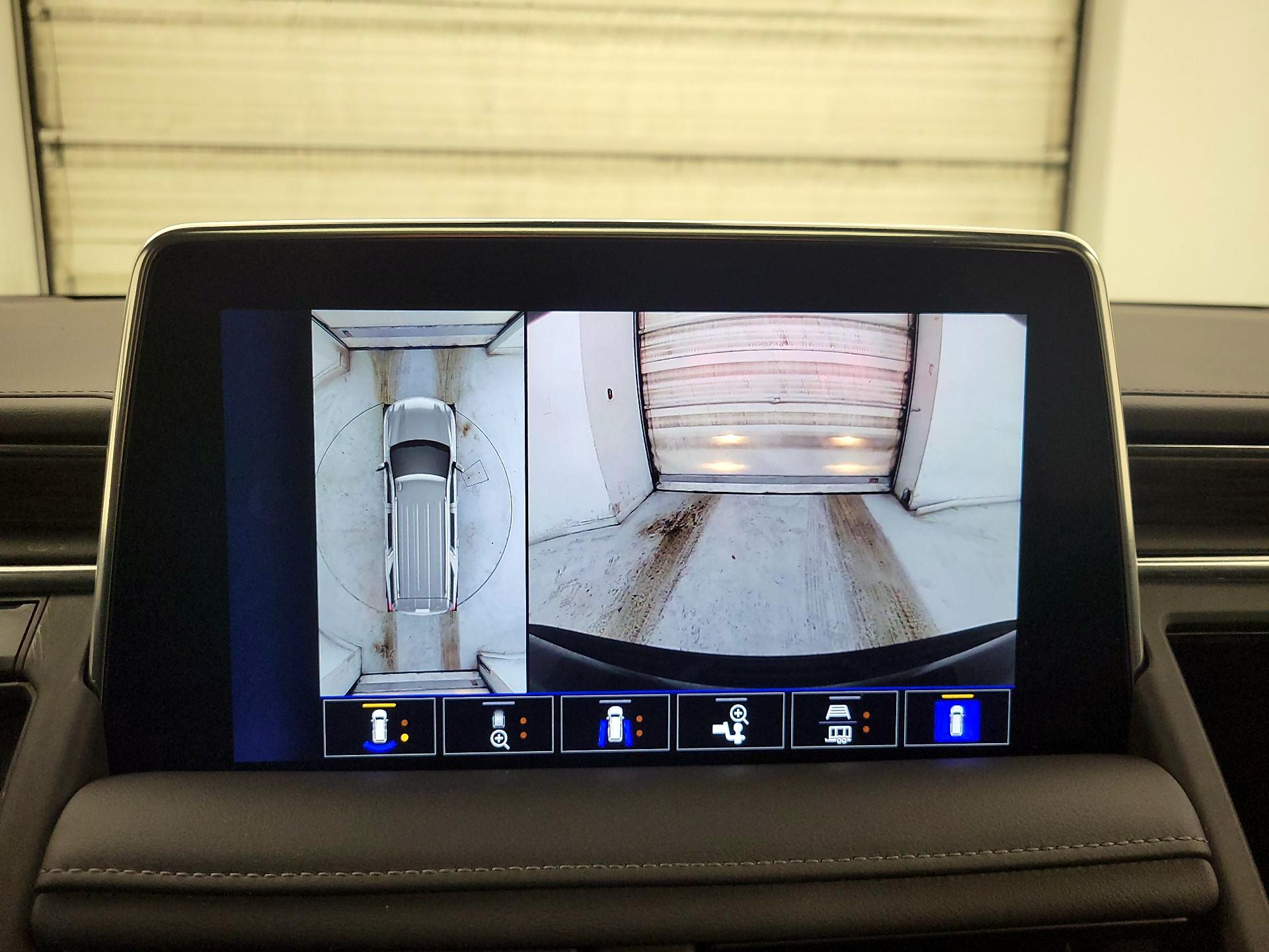 Thumbnail: 2022 Chevrolet Tahoe - 15