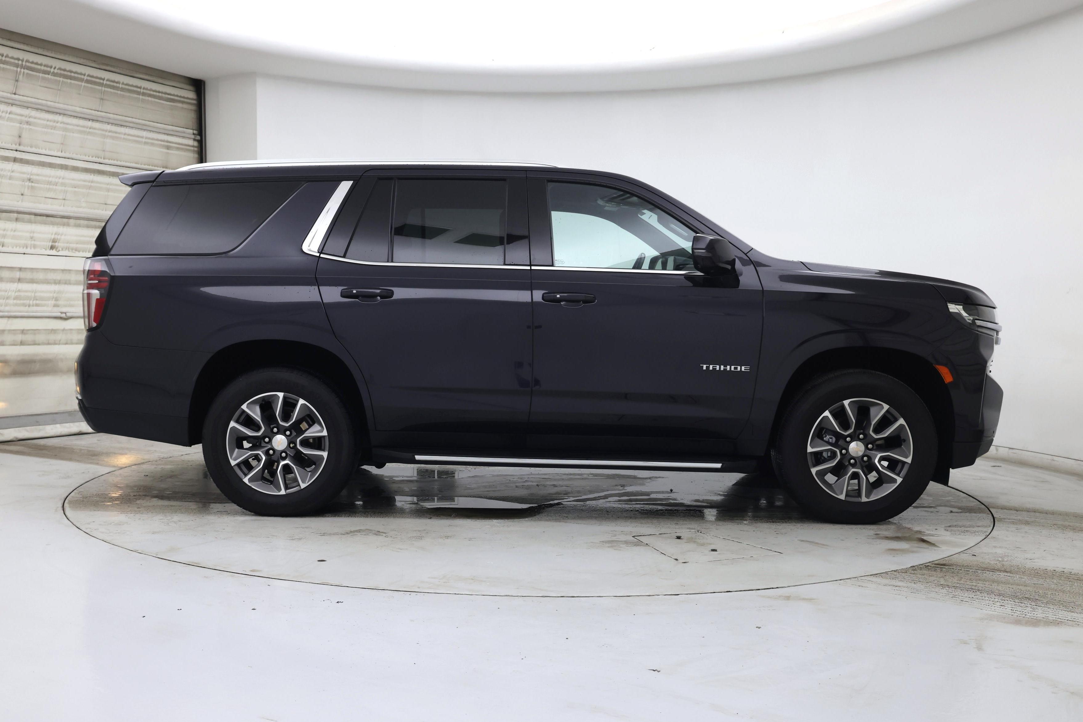 Thumbnail: 2022 Chevrolet Tahoe - 7