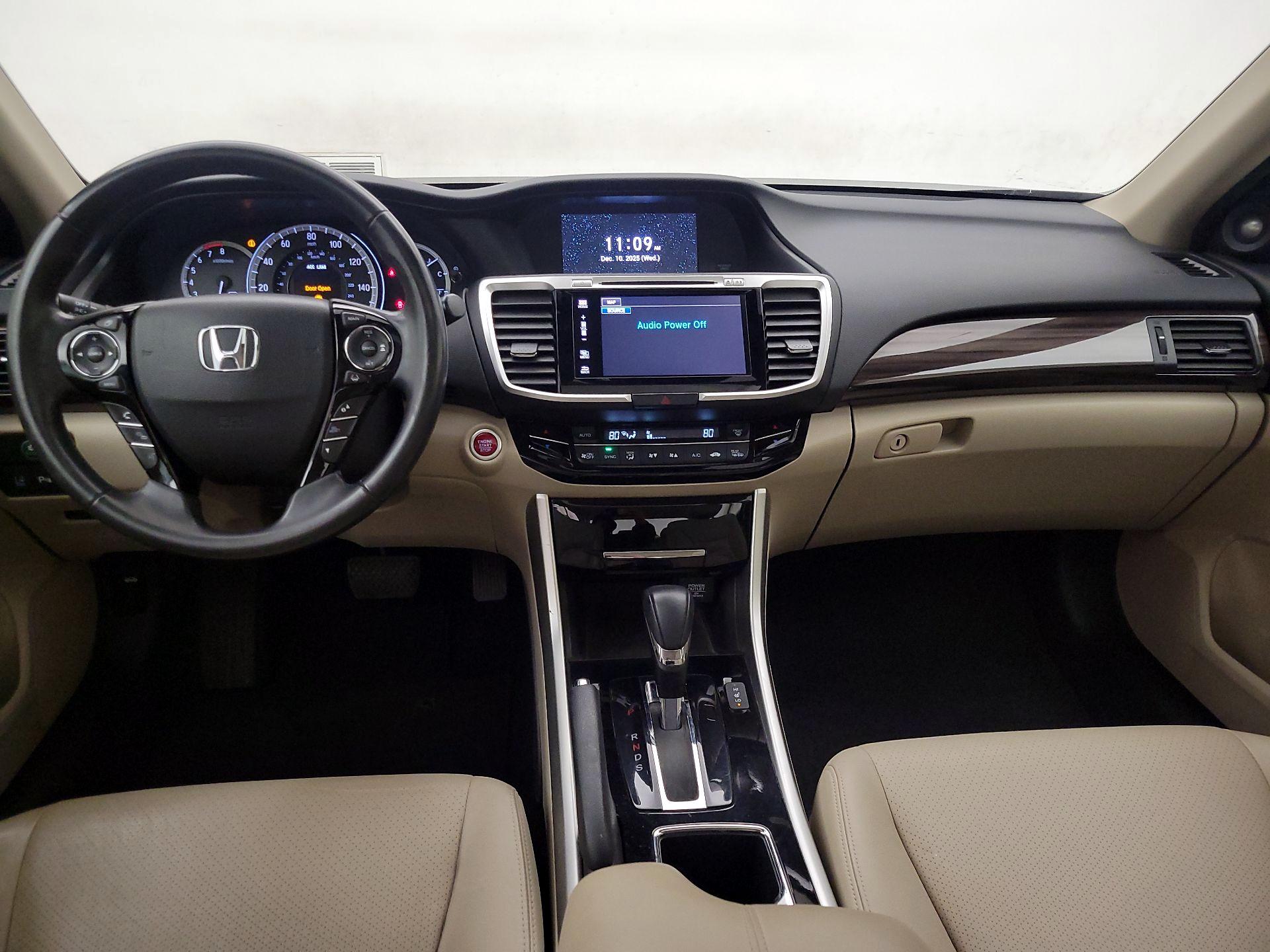 Thumbnail: 2017 Honda Accord - 9