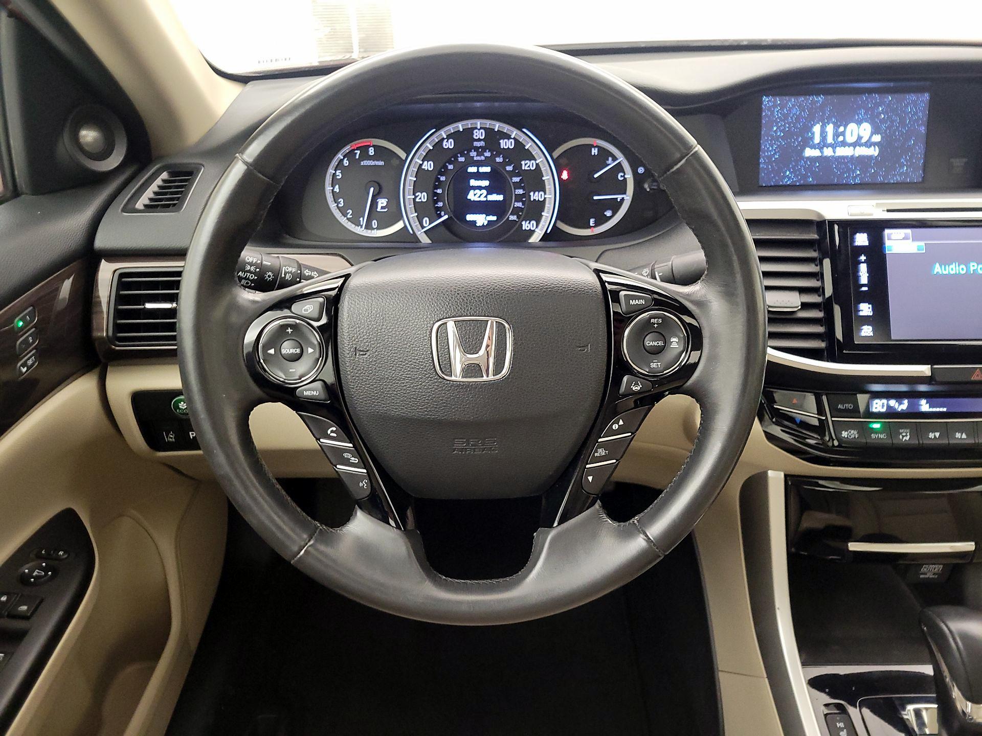 Thumbnail: 2017 Honda Accord - 10