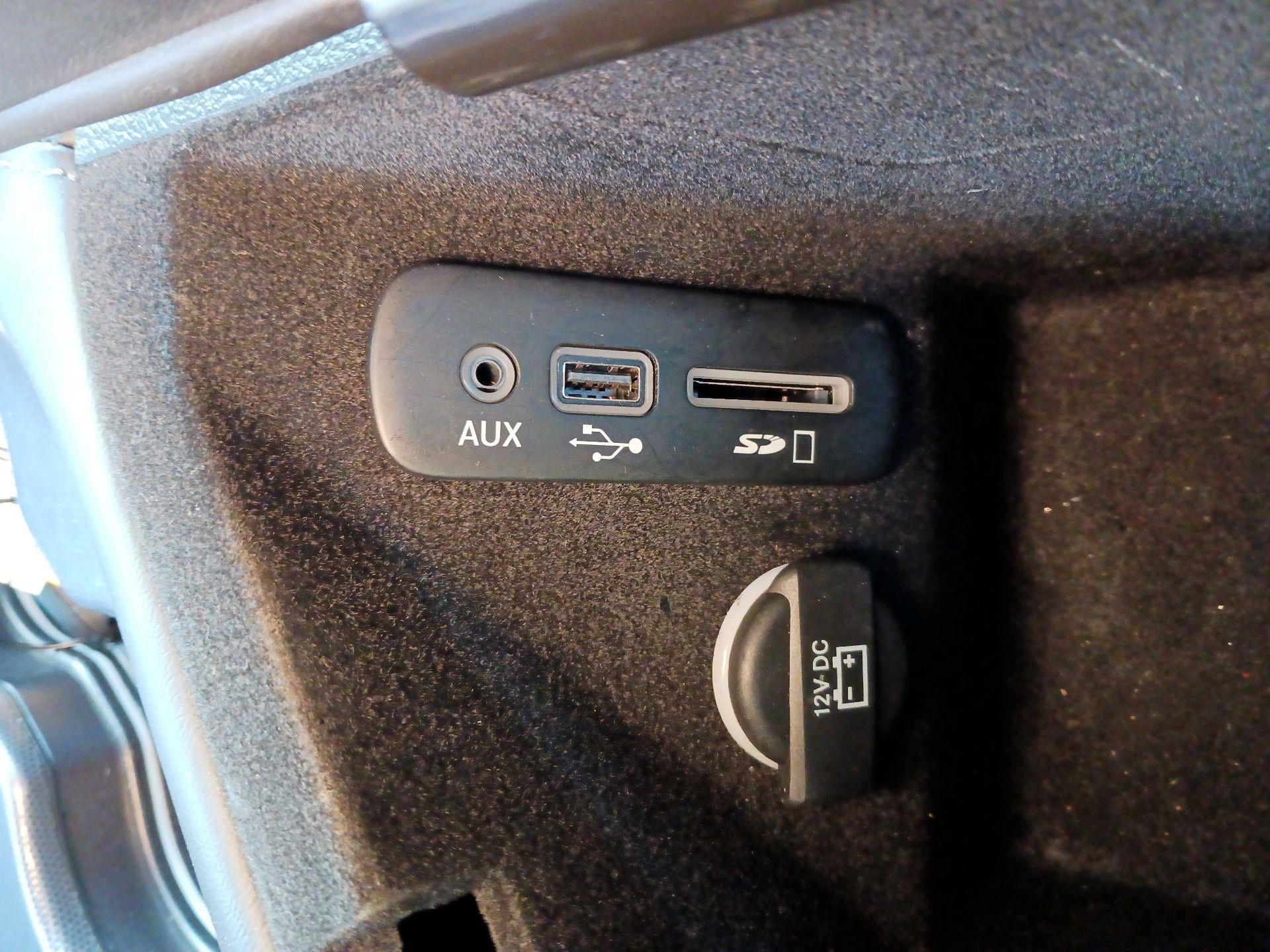 Thumbnail: 2015 Dodge Challenger - 15