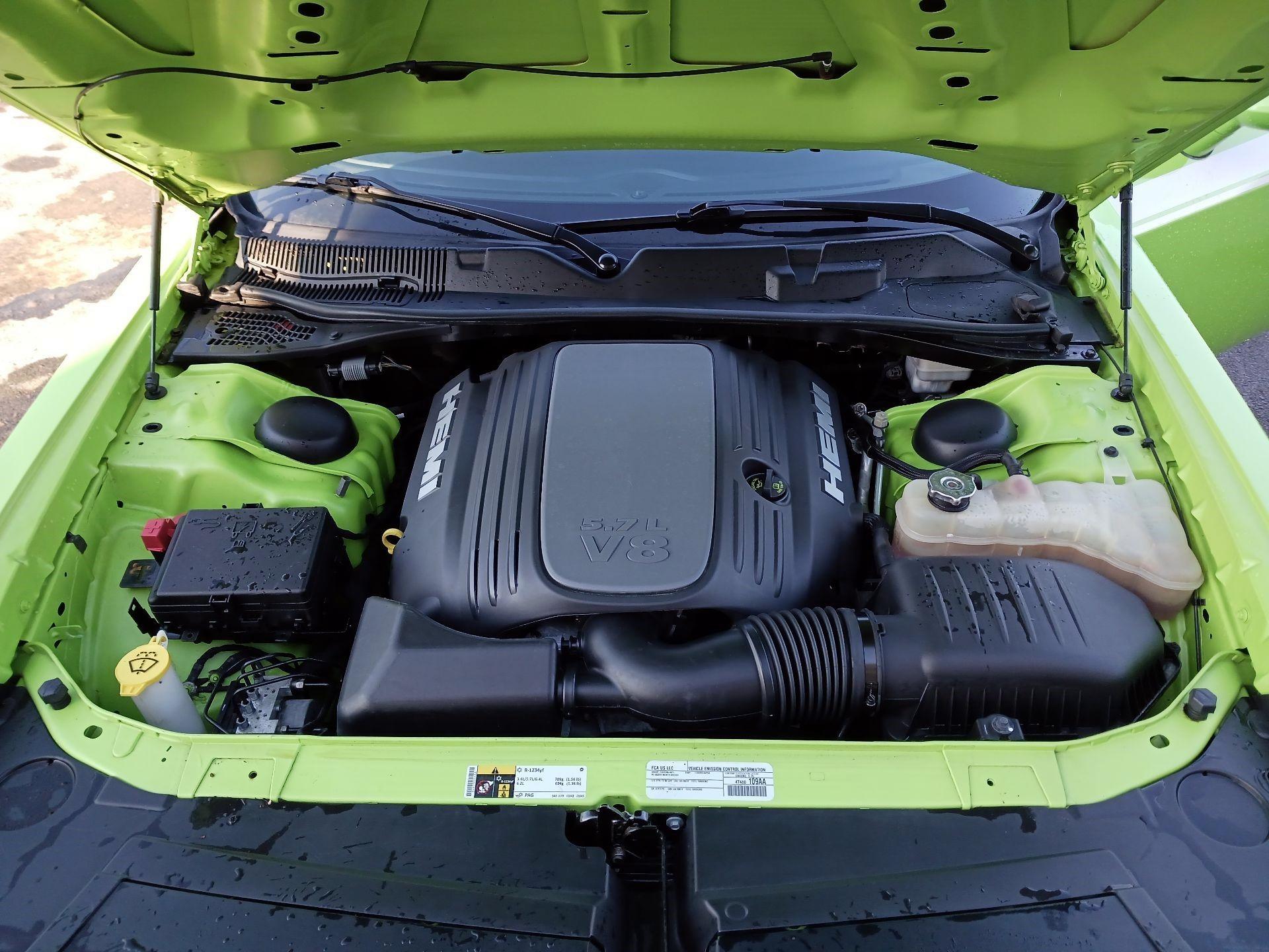 Thumbnail: 2015 Dodge Challenger - 17