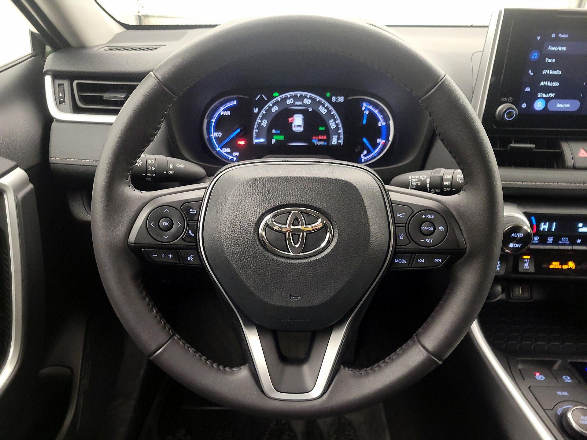 Thumbnail: 2025 Toyota RAV4 - 10