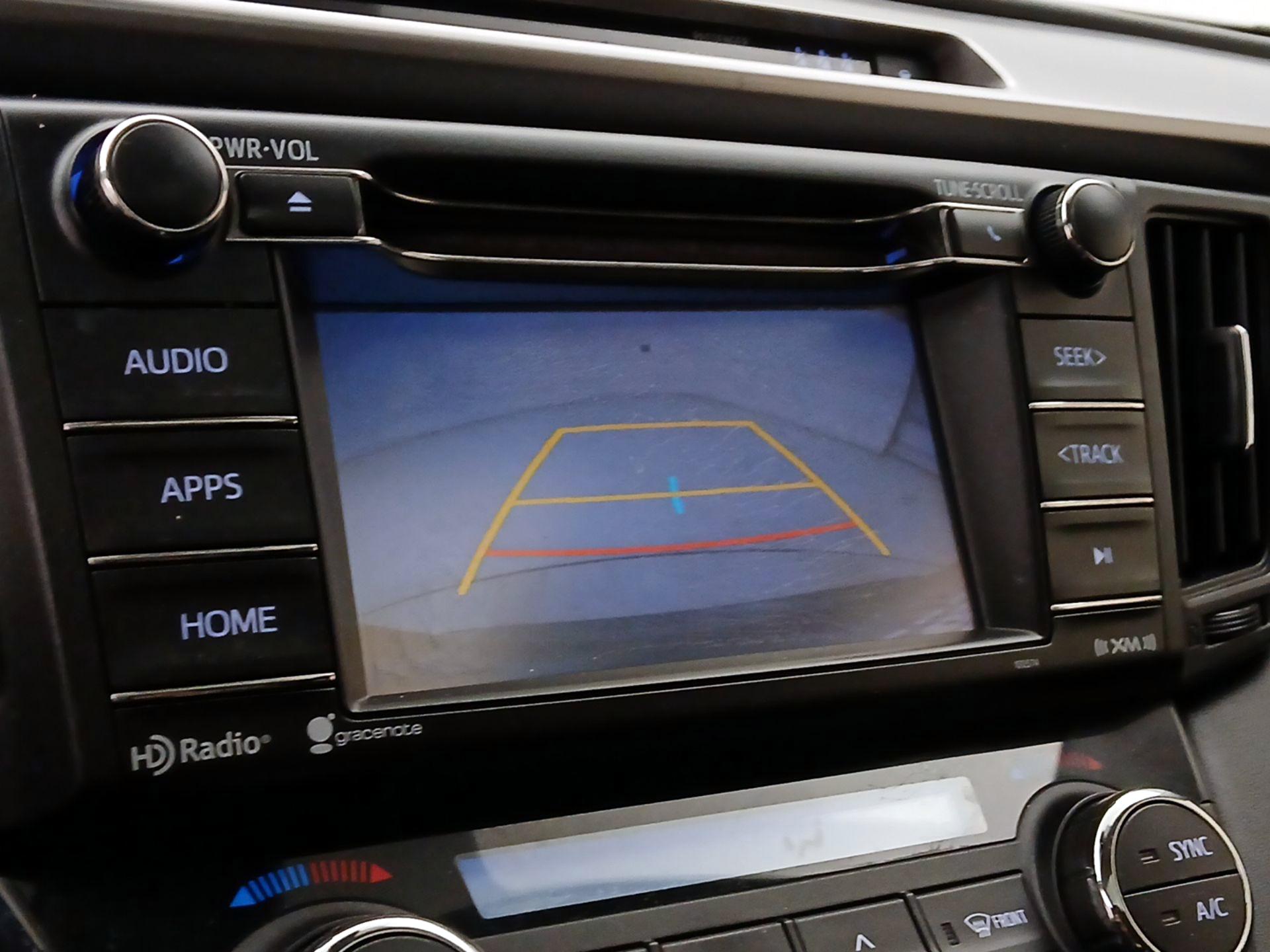 Thumbnail: 2018 Toyota RAV4 - 14