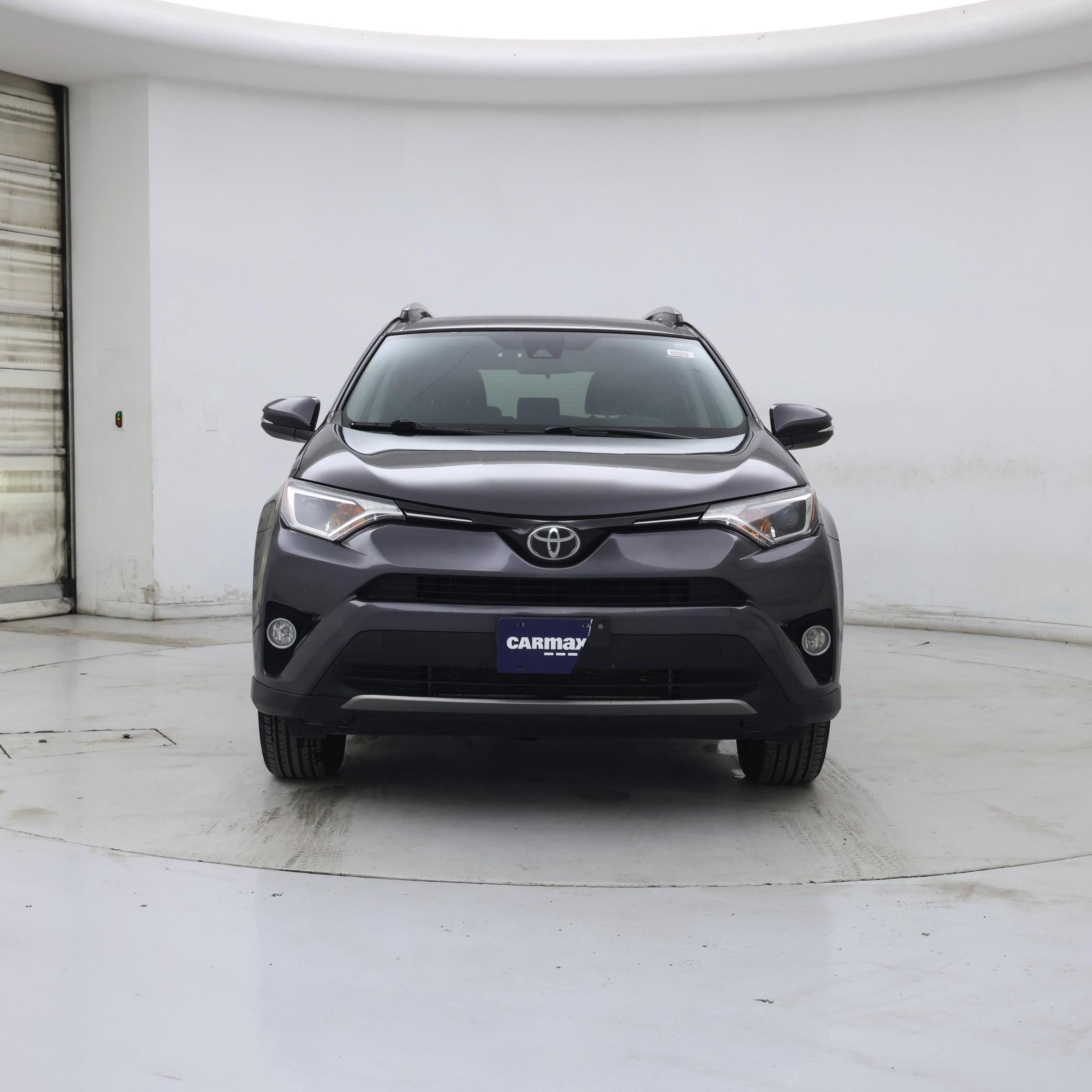 Thumbnail: 2018 Toyota RAV4 - 5