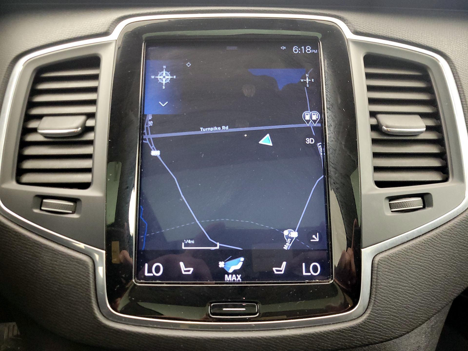 Thumbnail: 2019 Volvo XC90 - 14