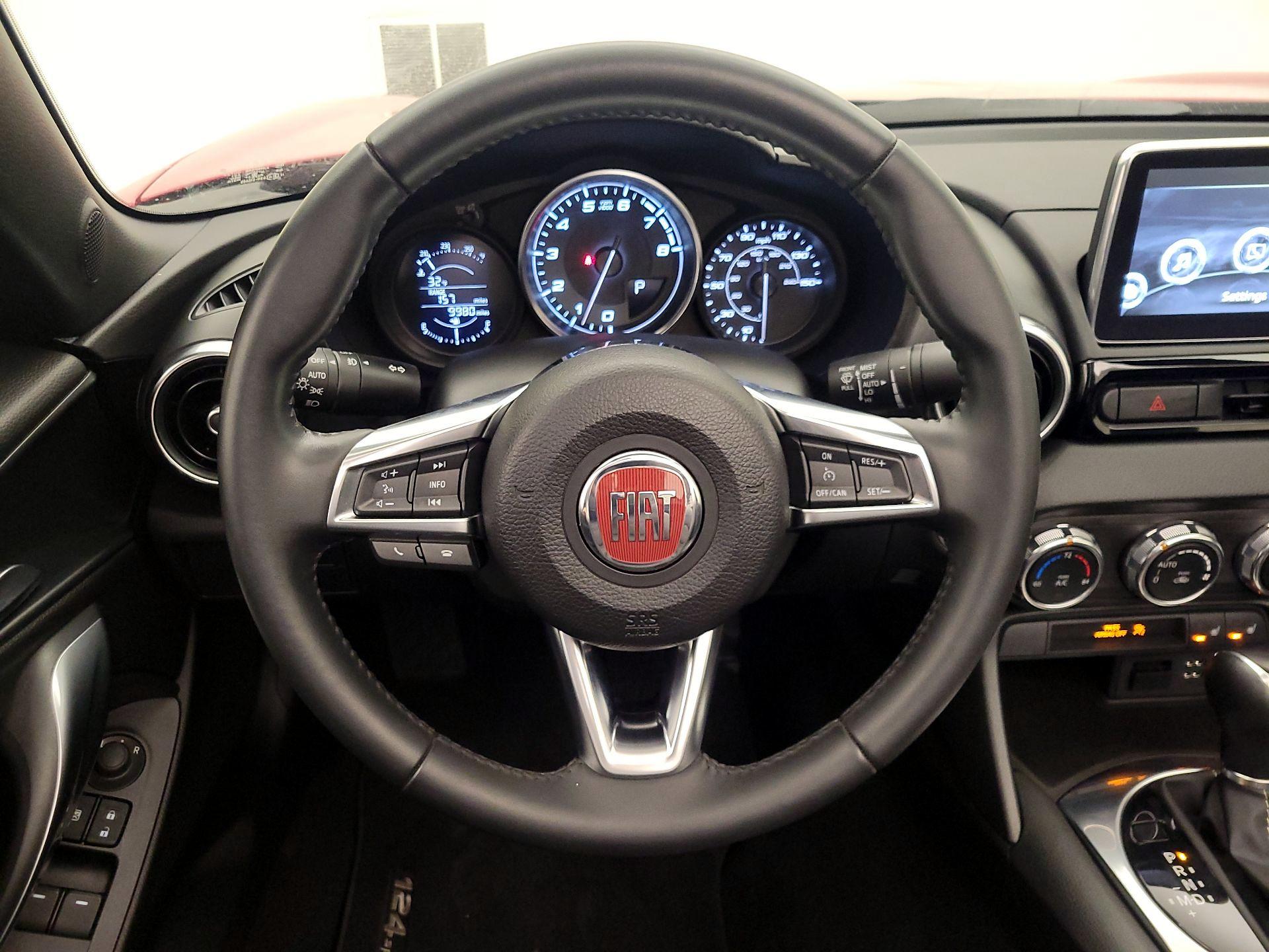 Thumbnail: 2017 Fiat 124 Spider - 10