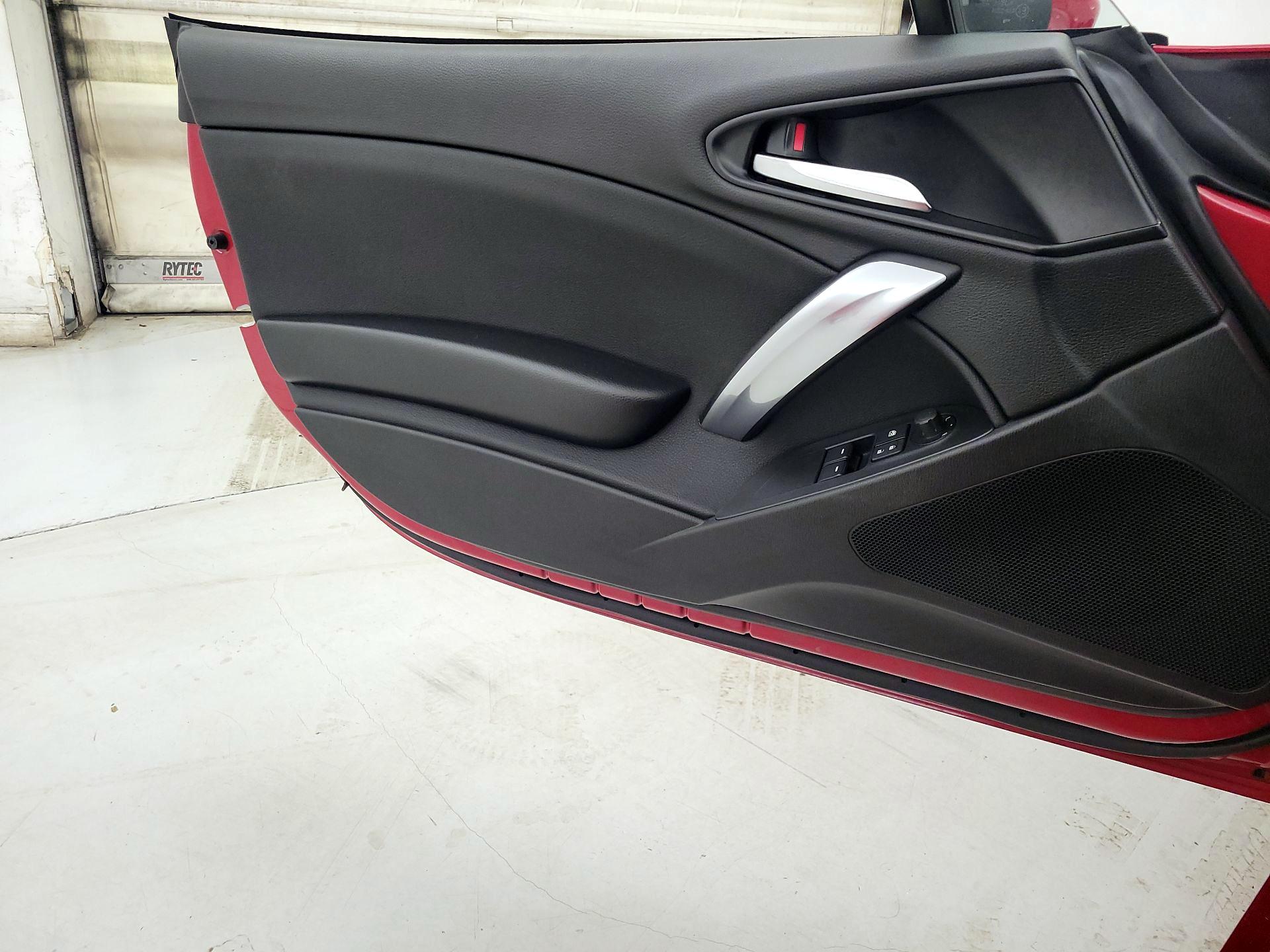 Thumbnail: 2017 Fiat 124 Spider - 12