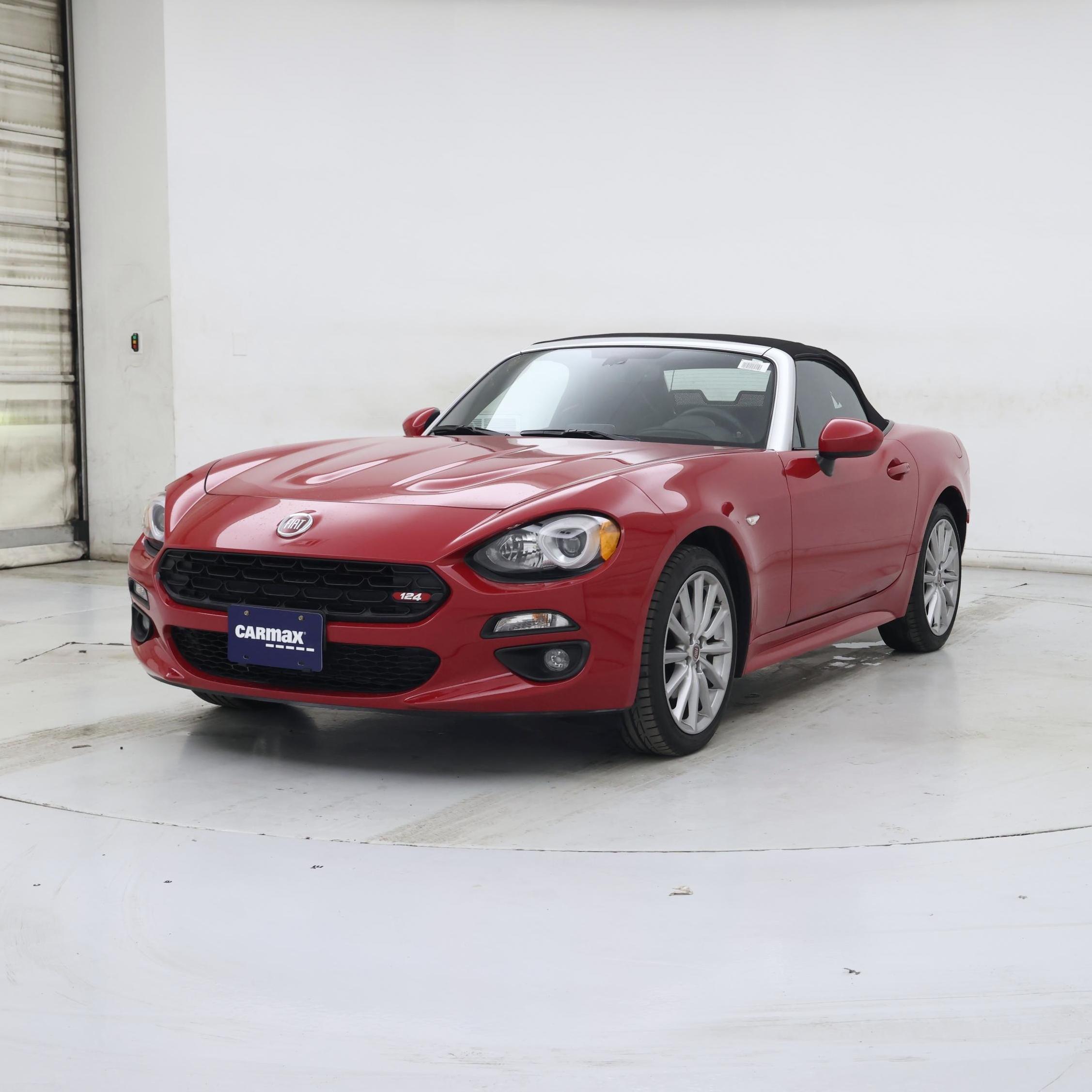 Thumbnail: 2017 Fiat 124 Spider - 4