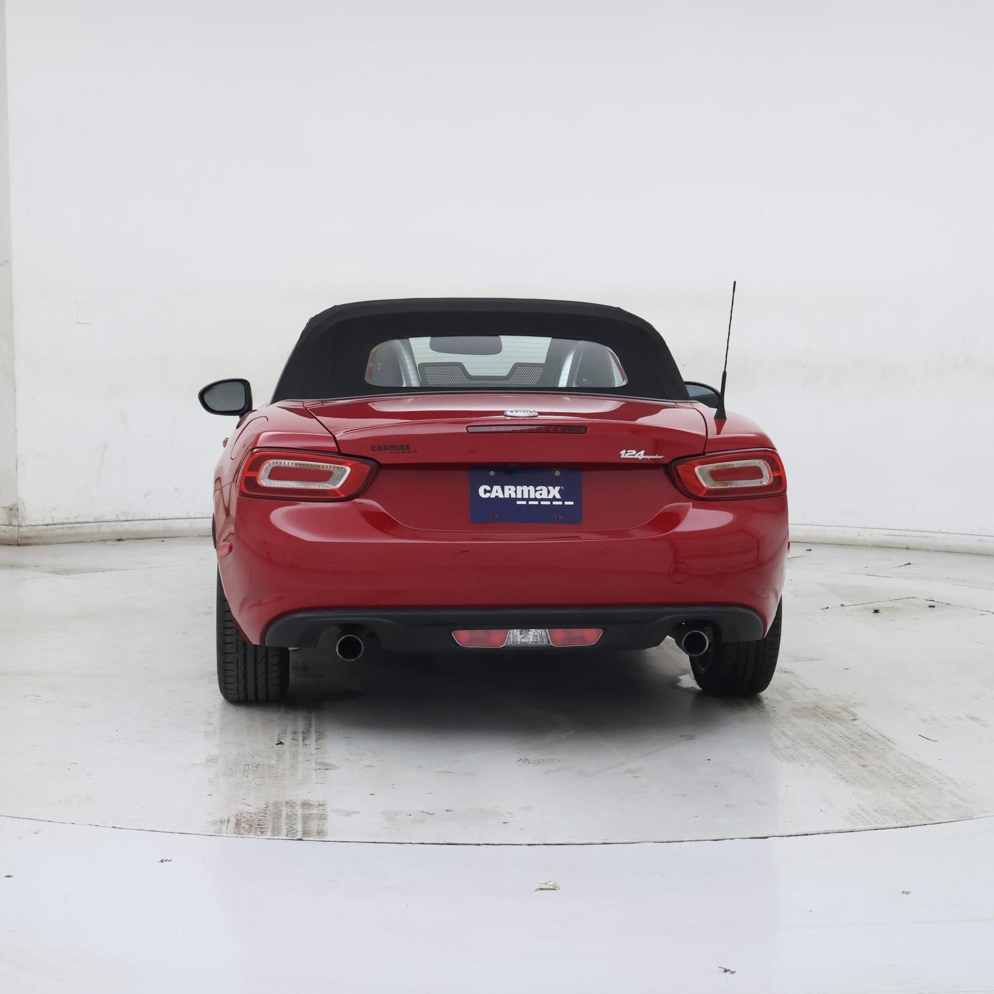 Thumbnail: 2017 Fiat 124 Spider - 6