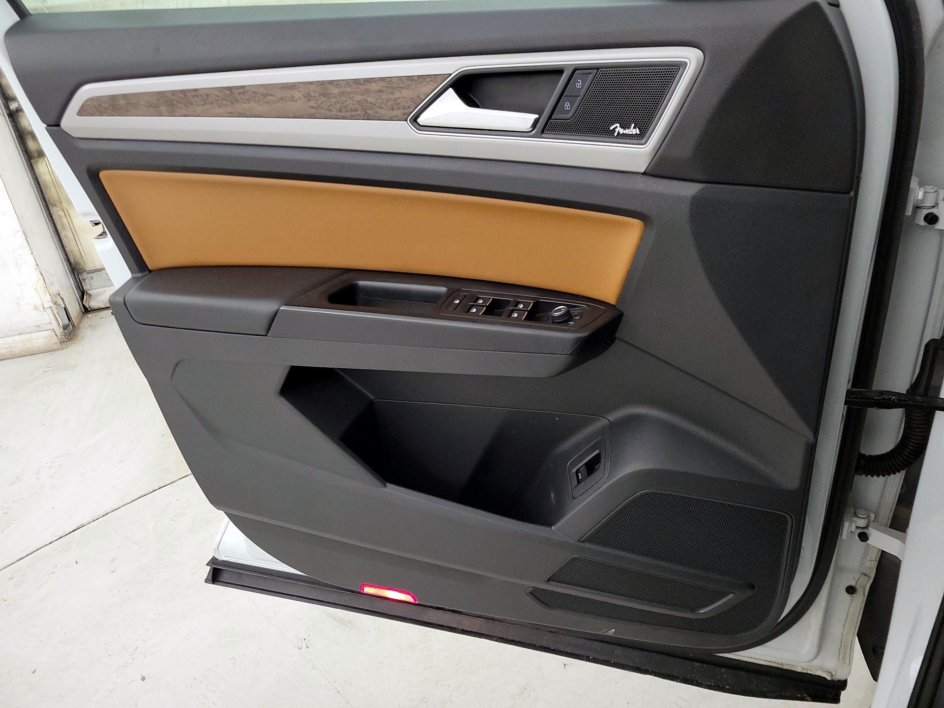 Thumbnail: 2019 Volkswagen Atlas - 12