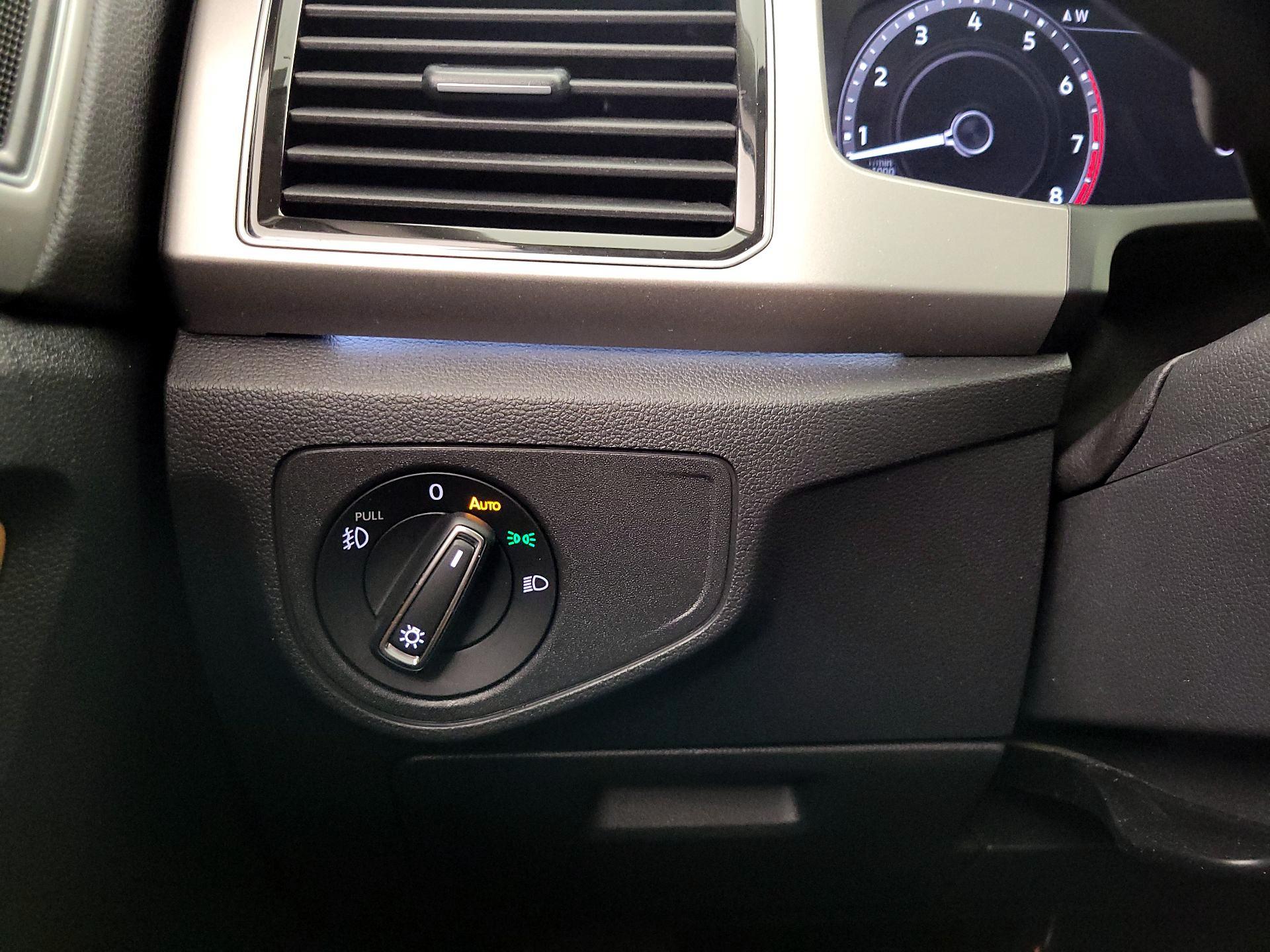 Thumbnail: 2019 Volkswagen Atlas - 13