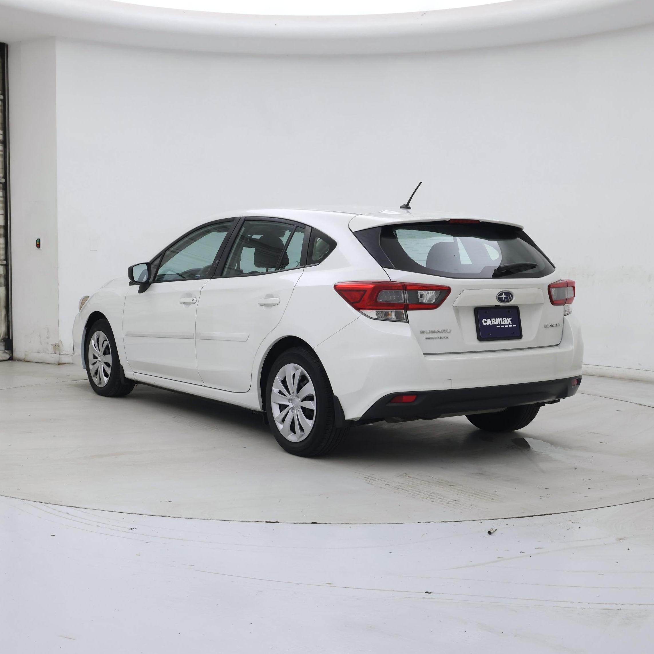 Thumbnail: 2022 Subaru Impreza - 2