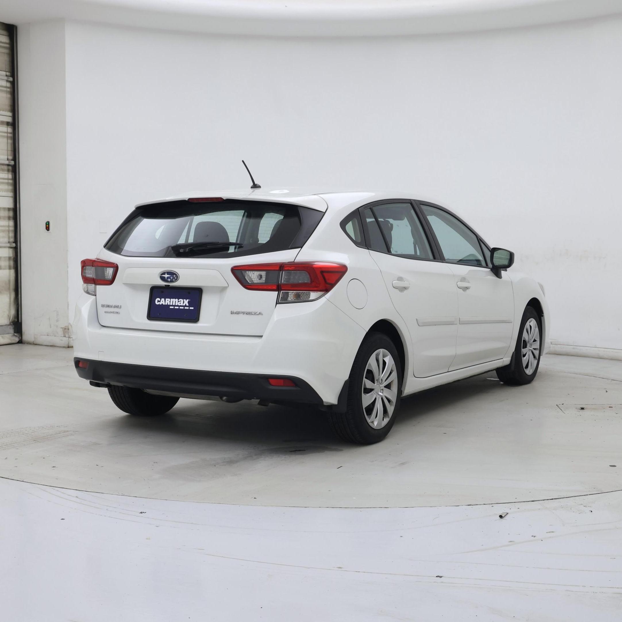 Thumbnail: 2022 Subaru Impreza - 8