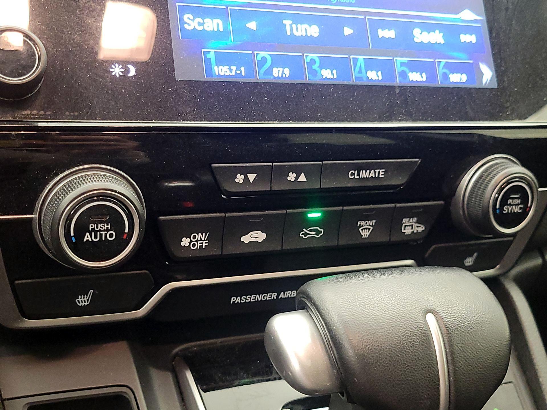 Thumbnail: 2018 Honda CR-V - 16