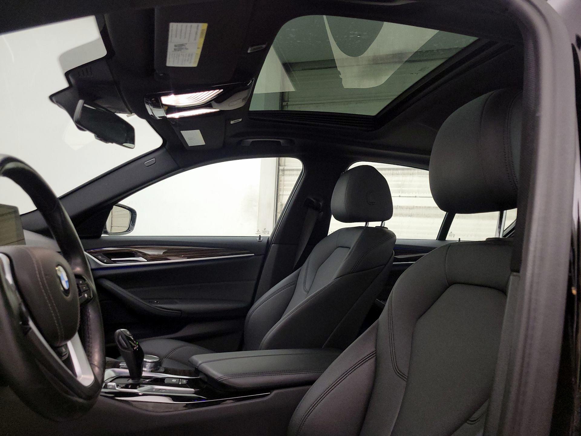 Thumbnail: 2018 BMW 5 Series - 19