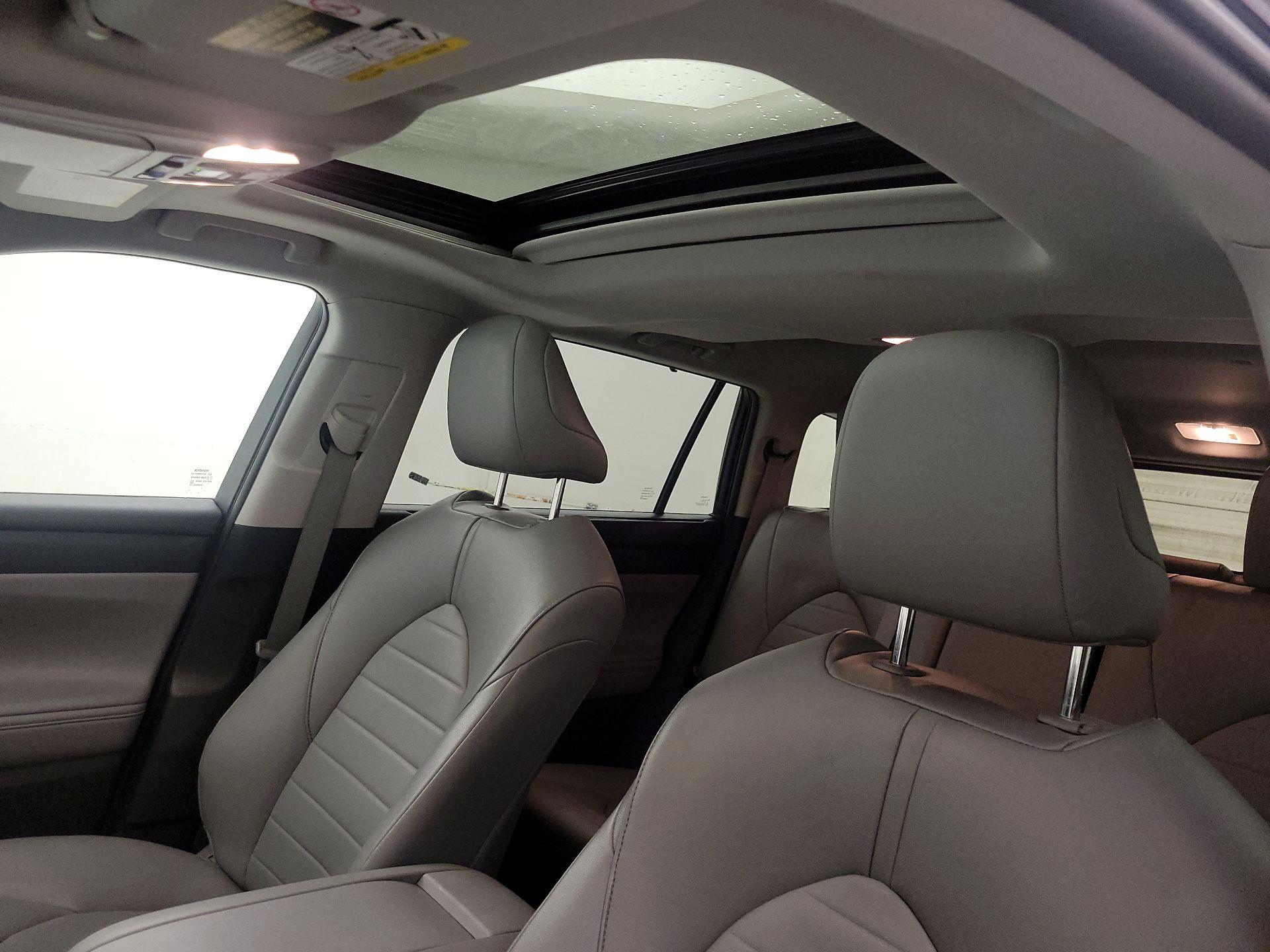 Thumbnail: 2021 Toyota Highlander - 19