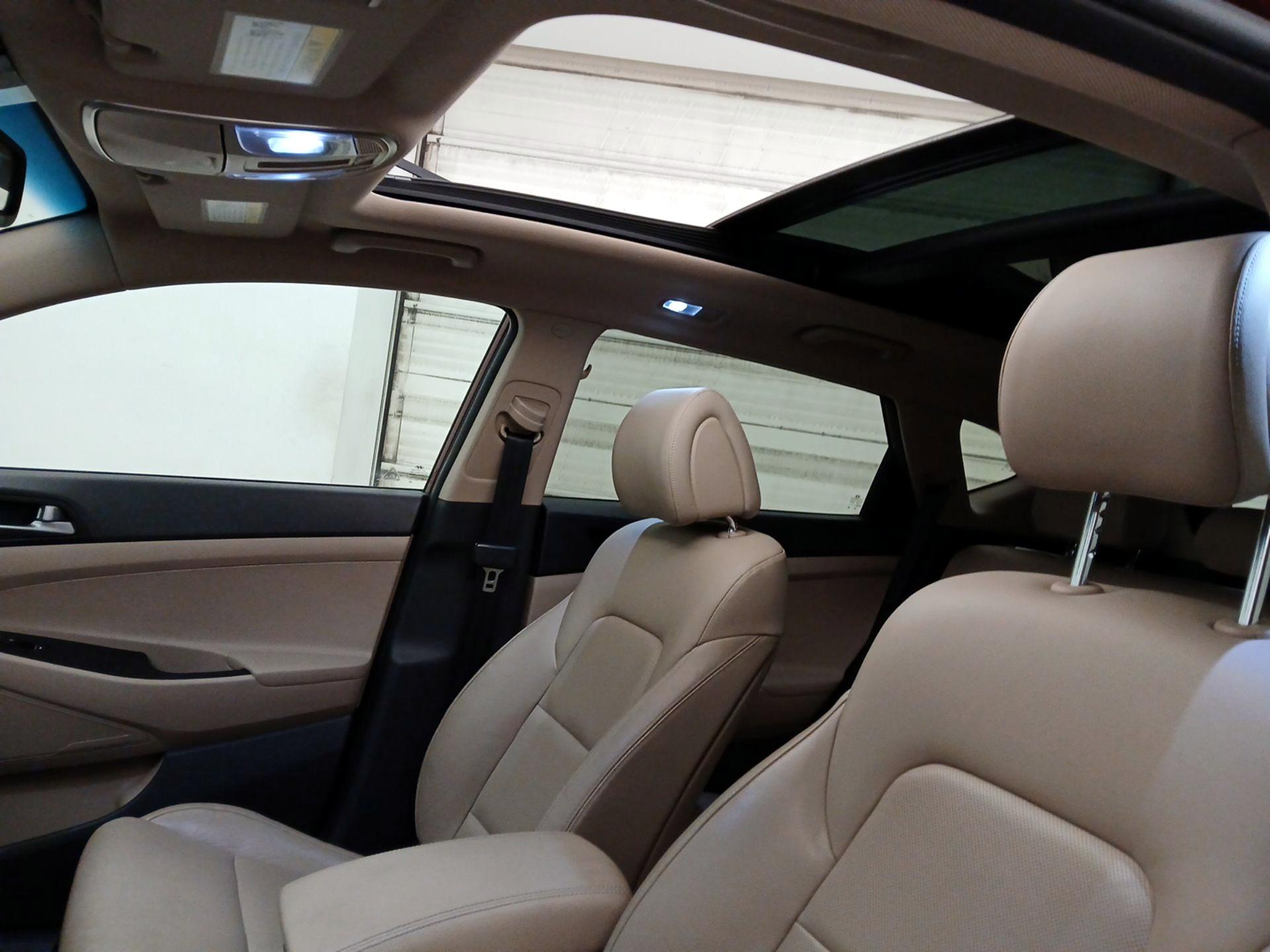 Thumbnail: 2016 Hyundai Tucson - 20