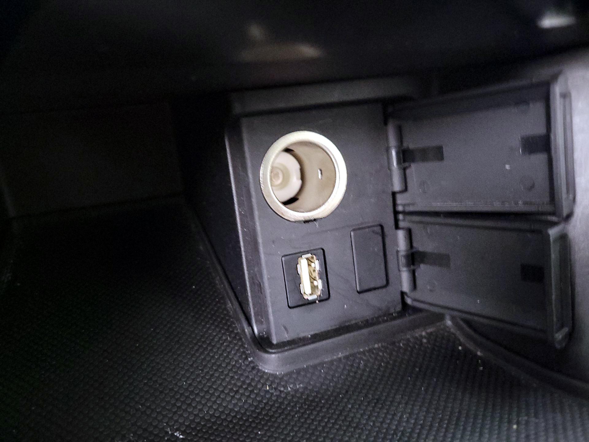 Thumbnail: 2015 Honda Accord - 18