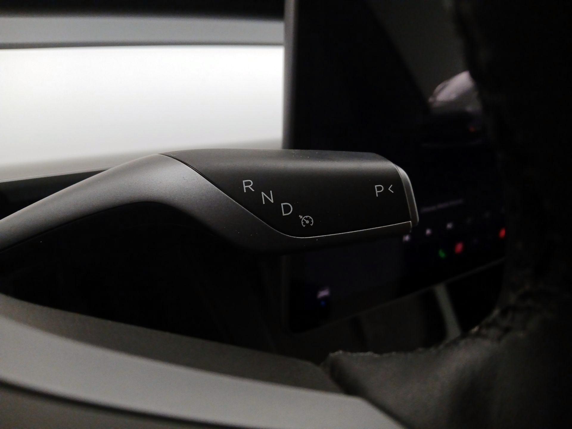 Thumbnail: 2023 Tesla Model Y - 16