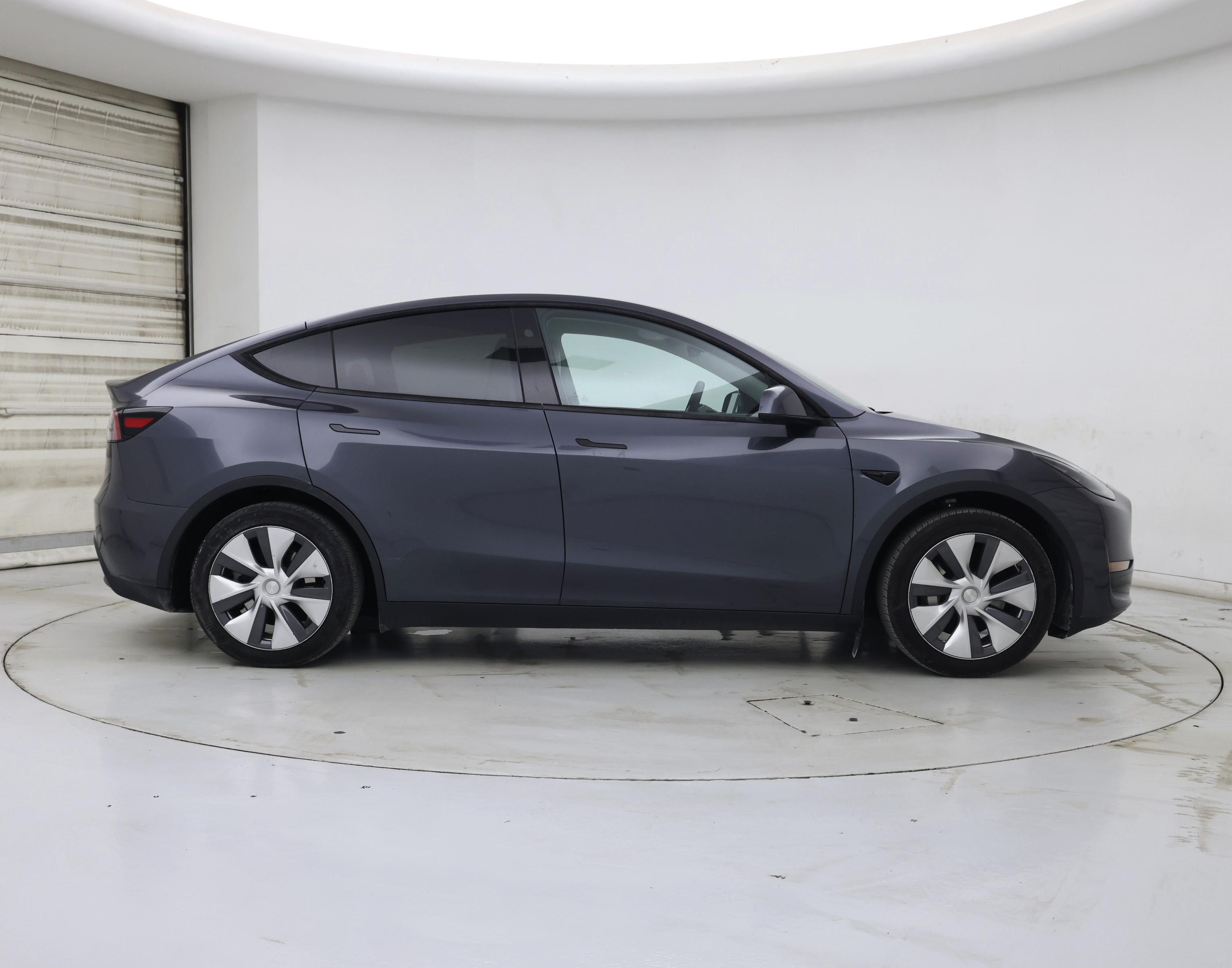 Thumbnail: 2023 Tesla Model Y - 7