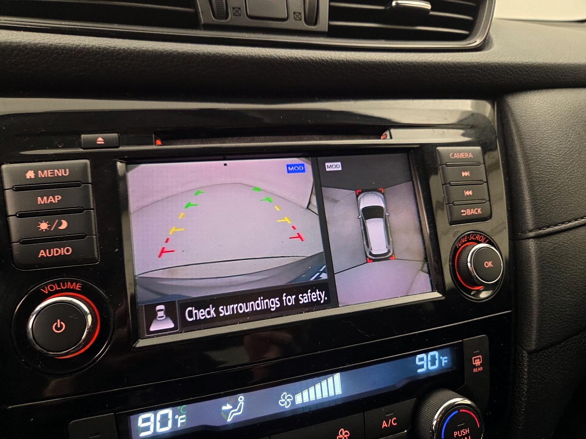 Thumbnail: 2018 Nissan Rogue - 15