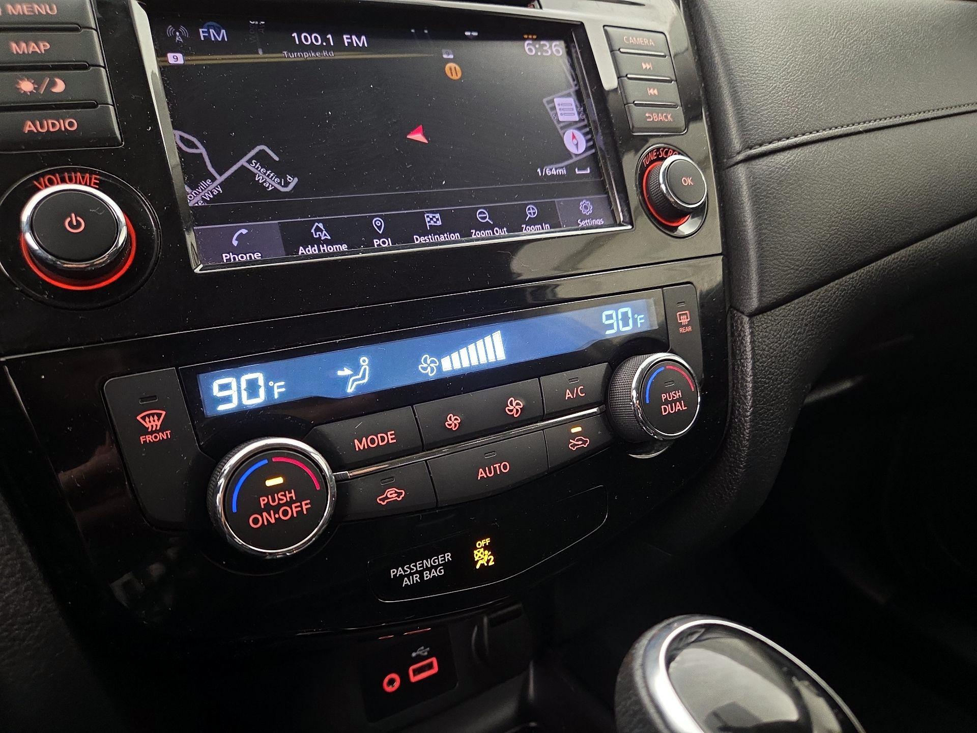 Thumbnail: 2018 Nissan Rogue - 17