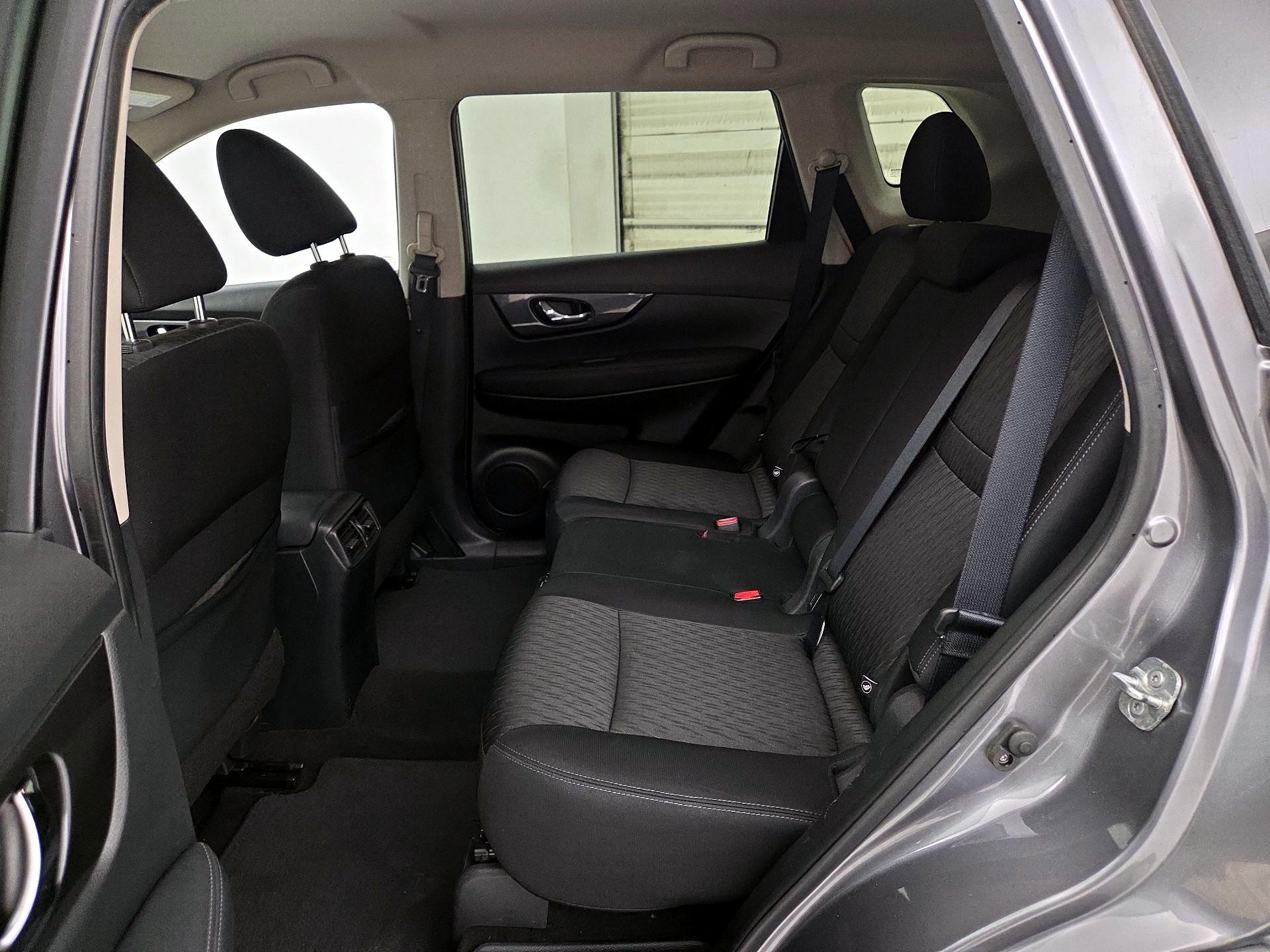 Thumbnail: 2018 Nissan Rogue - 20